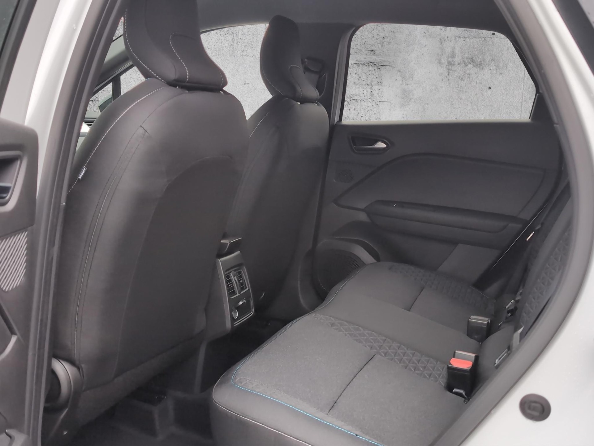 MITSUBISHI ASX 1.8 HEV Invite Edition MY26-image-11