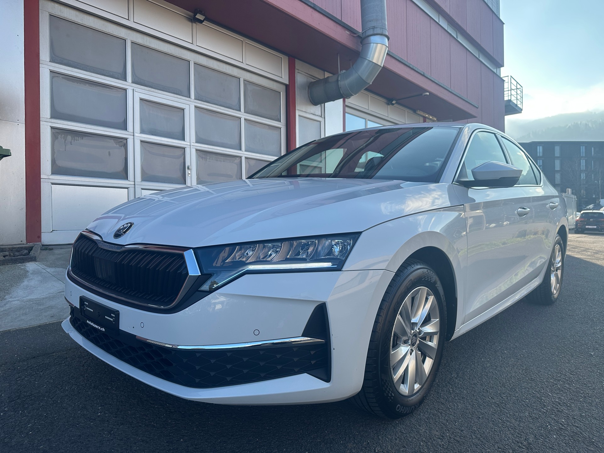 SKODA Octavia Limousine 1.5TSI Selection 150PS Benzin-image-5