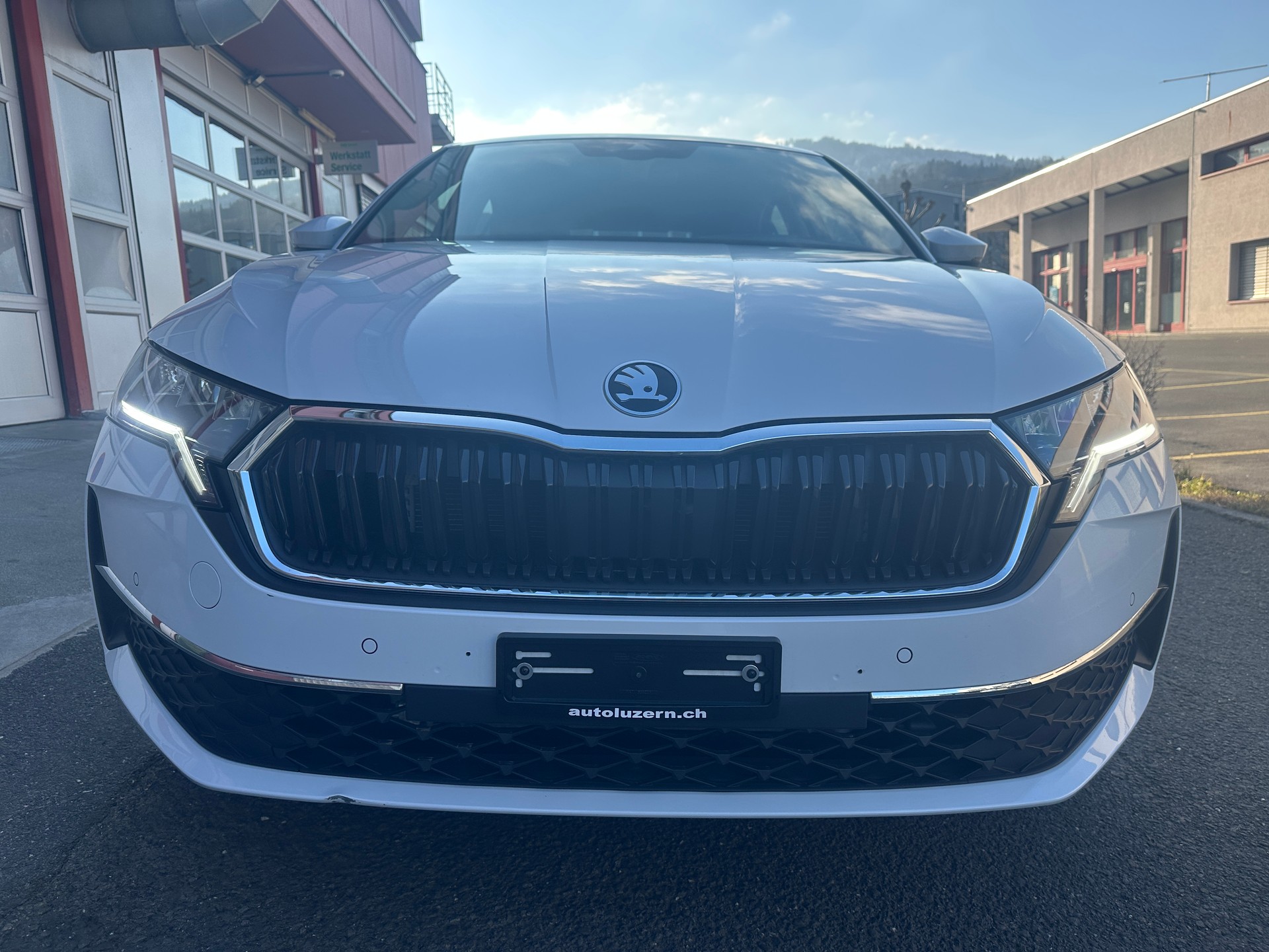 SKODA Octavia Limousine 1.5TSI Selection 150PS Benzin-image-11