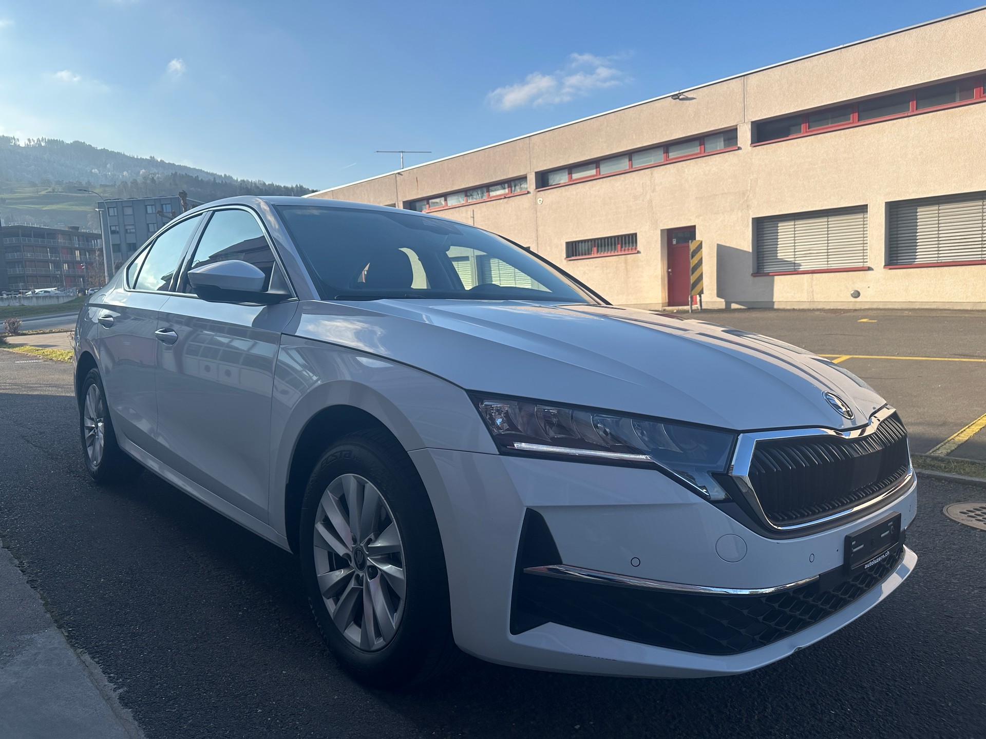 SKODA Octavia Limousine 1.5TSI Selection 150PS Benzin-image-6