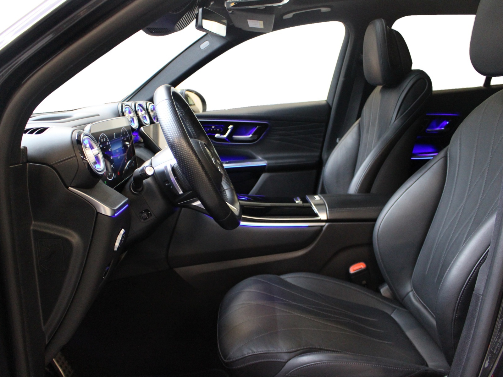 MERCEDES-BENZ GLC 220 d AMG Line 4MATIC-image-6