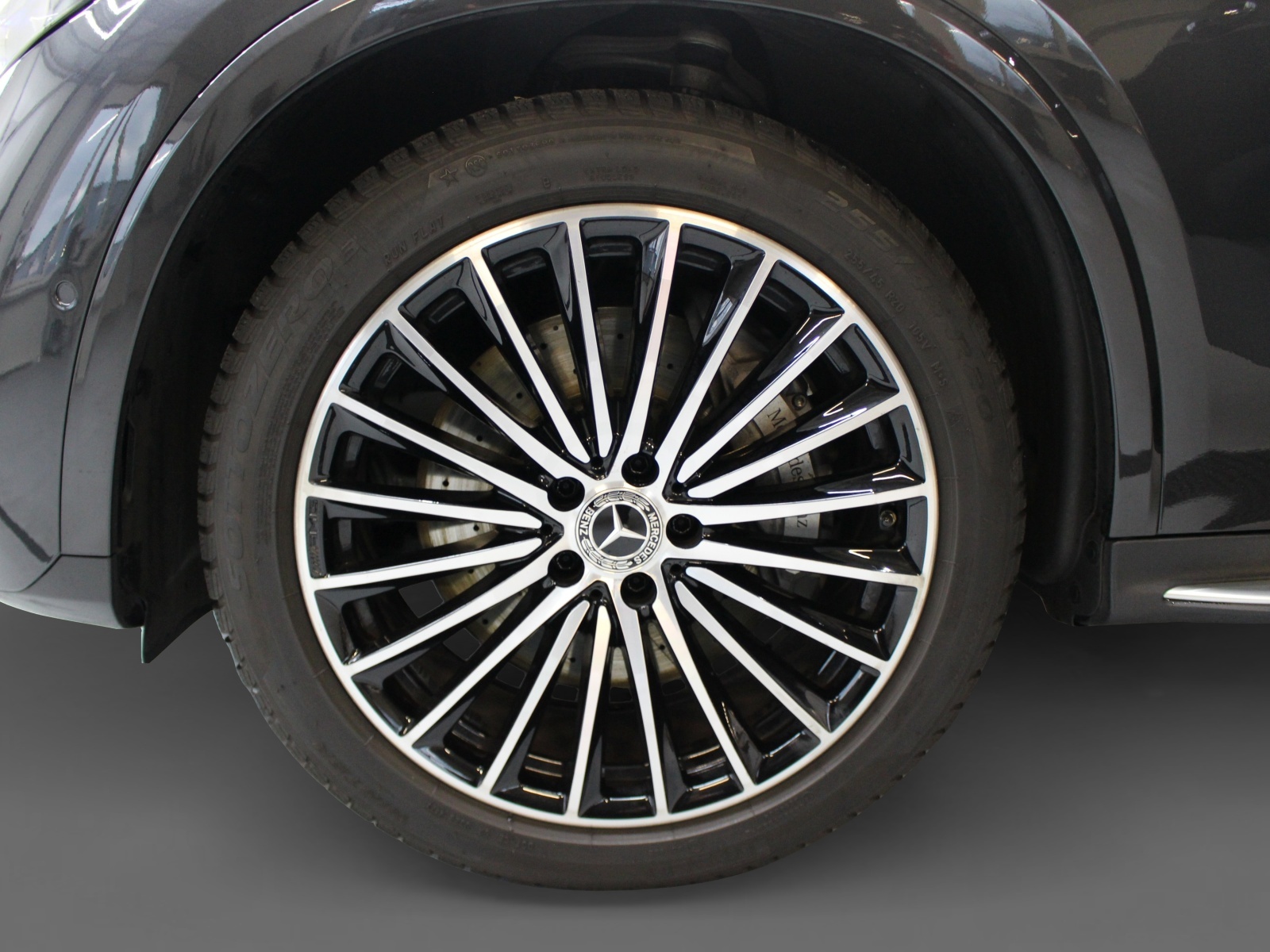 MERCEDES-BENZ GLC 220 d AMG Line 4MATIC-image-5