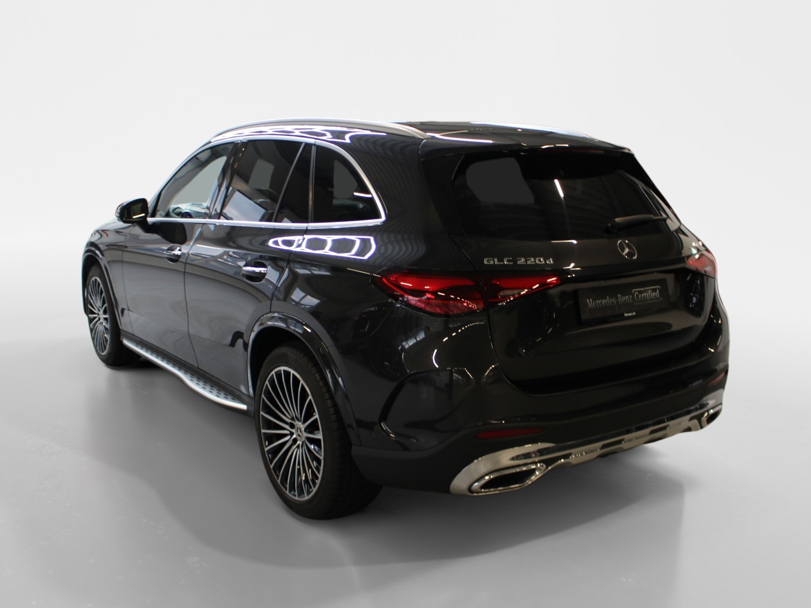 MERCEDES-BENZ GLC 220 d AMG Line 4MATIC-showroom-element-3