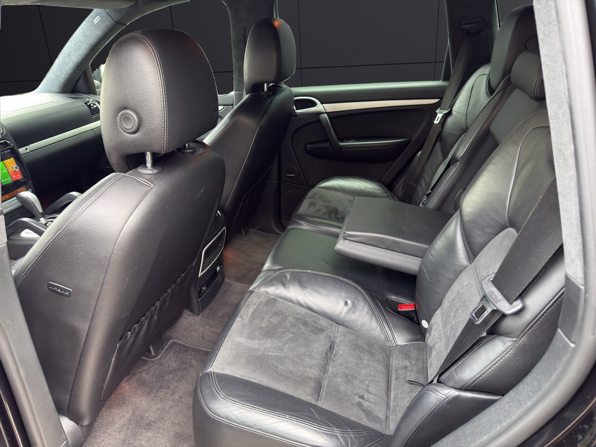 PORSCHE Cayenne GTS-image-9