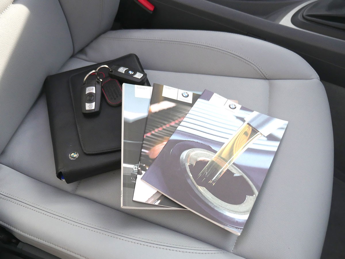 BMW 120i-image-14