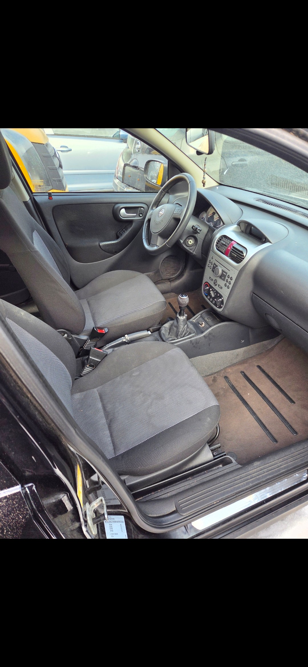 OPEL Corsa 1.4 TP Silverline-image-4