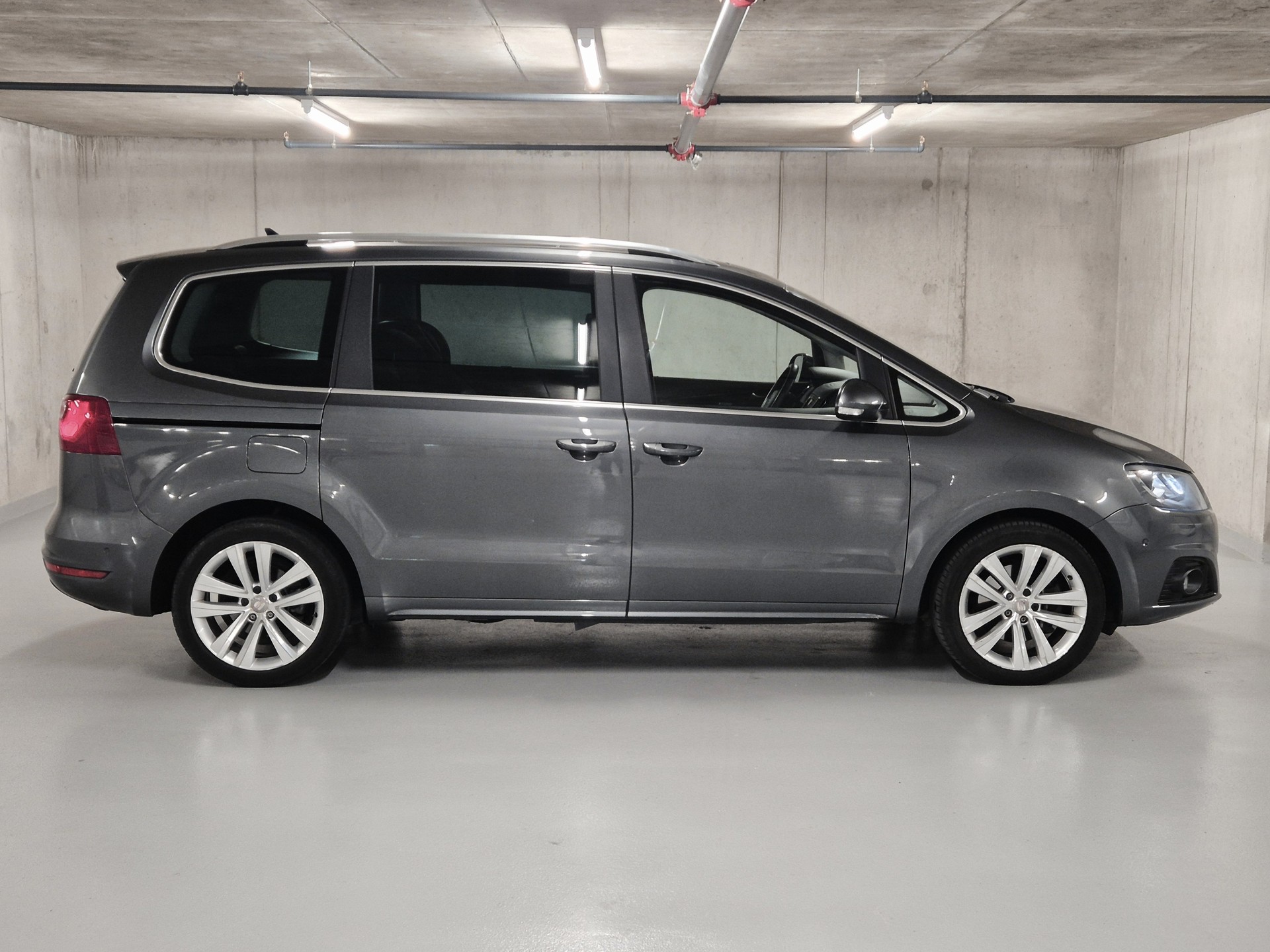 SEAT Alhambra 2.0 TSI Style DSG **7 PLACES**-showroom-element-3