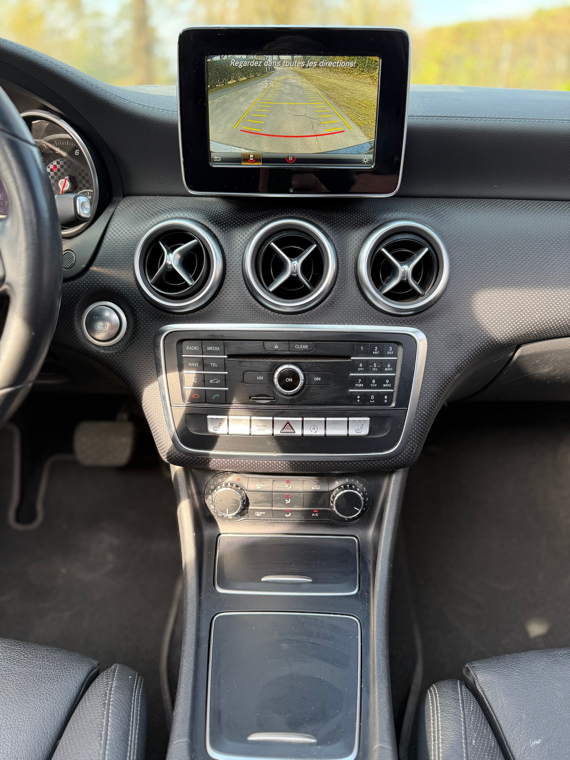 MERCEDES-BENZ A 250 Style 4Matic 7G-DCT-image-11