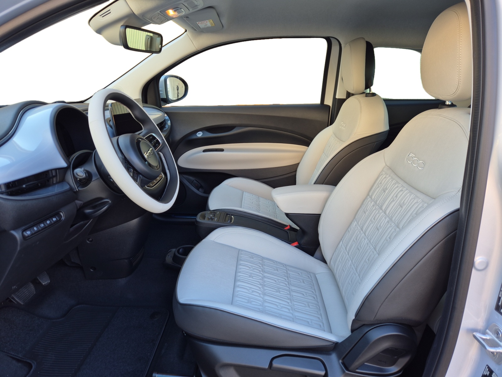 FIAT 500 electric 87 kW La Prima-image-5