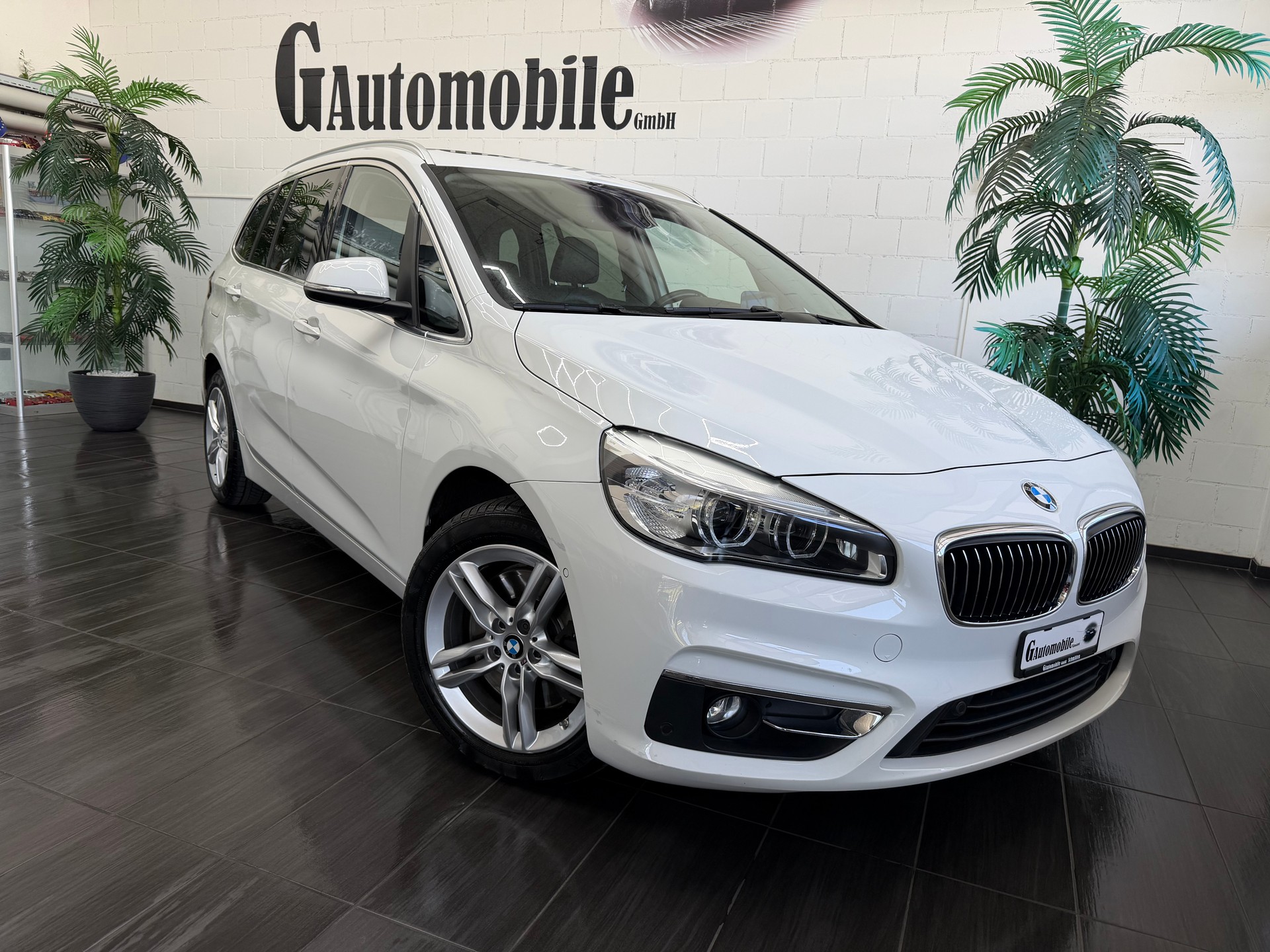 BMW 220d xDrive Gran Tourer Luxury Line Steptronic⭐️-showroom-element-1
