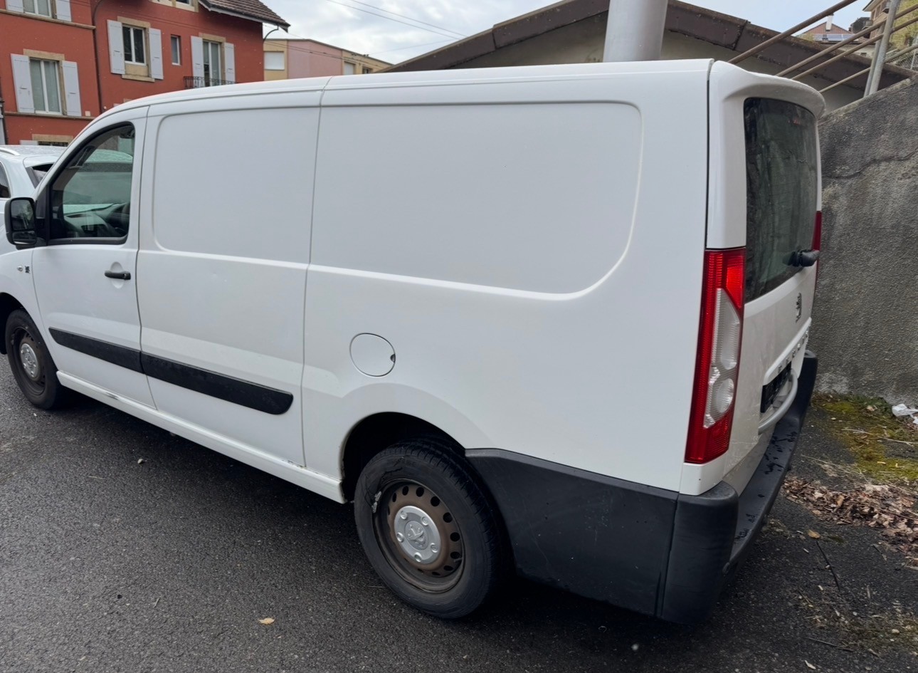 PEUGEOT Dangel-image-5