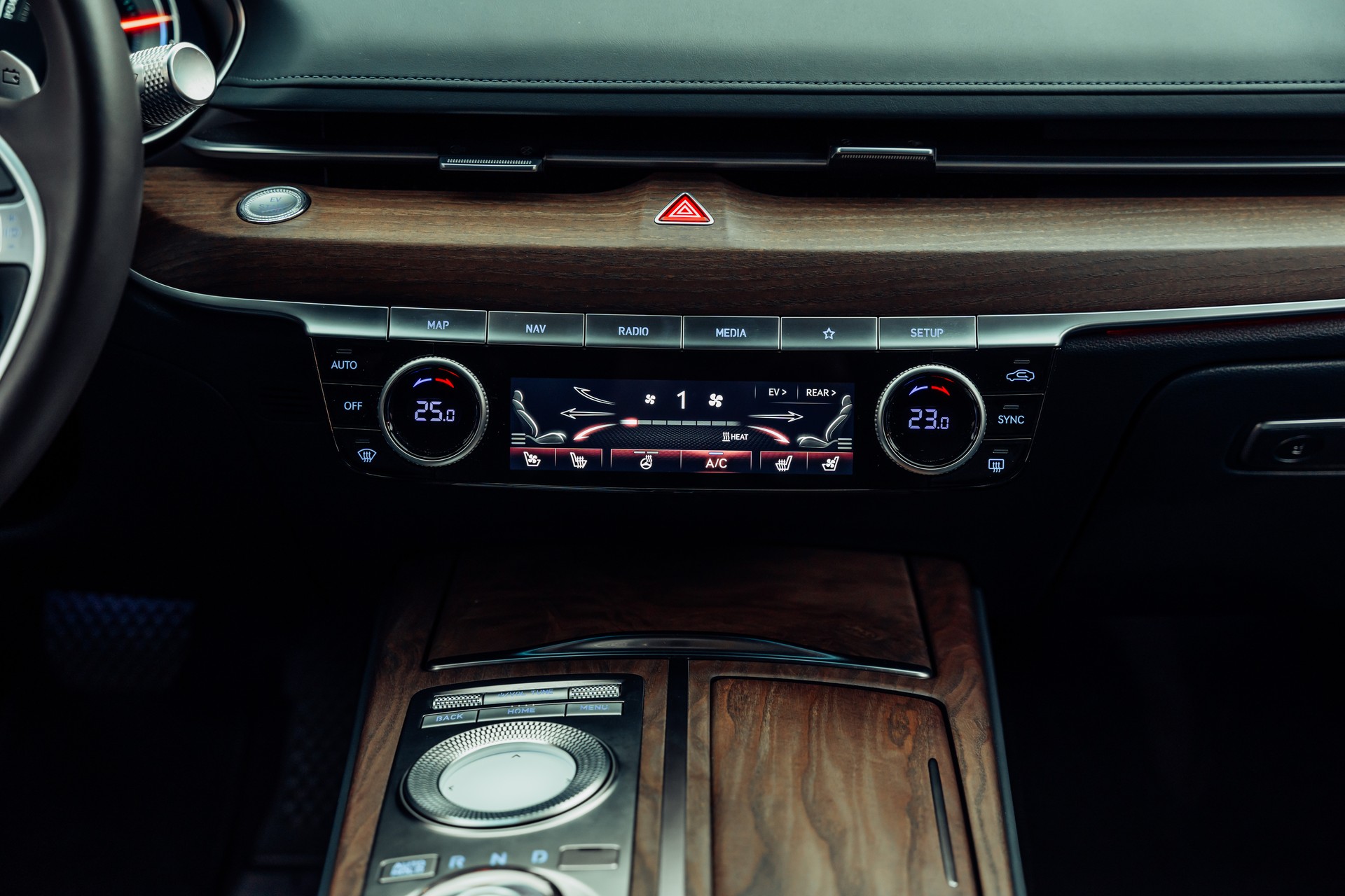 GENESIS G80 Electrificed Luxury 87,2kWh AWD-image-14