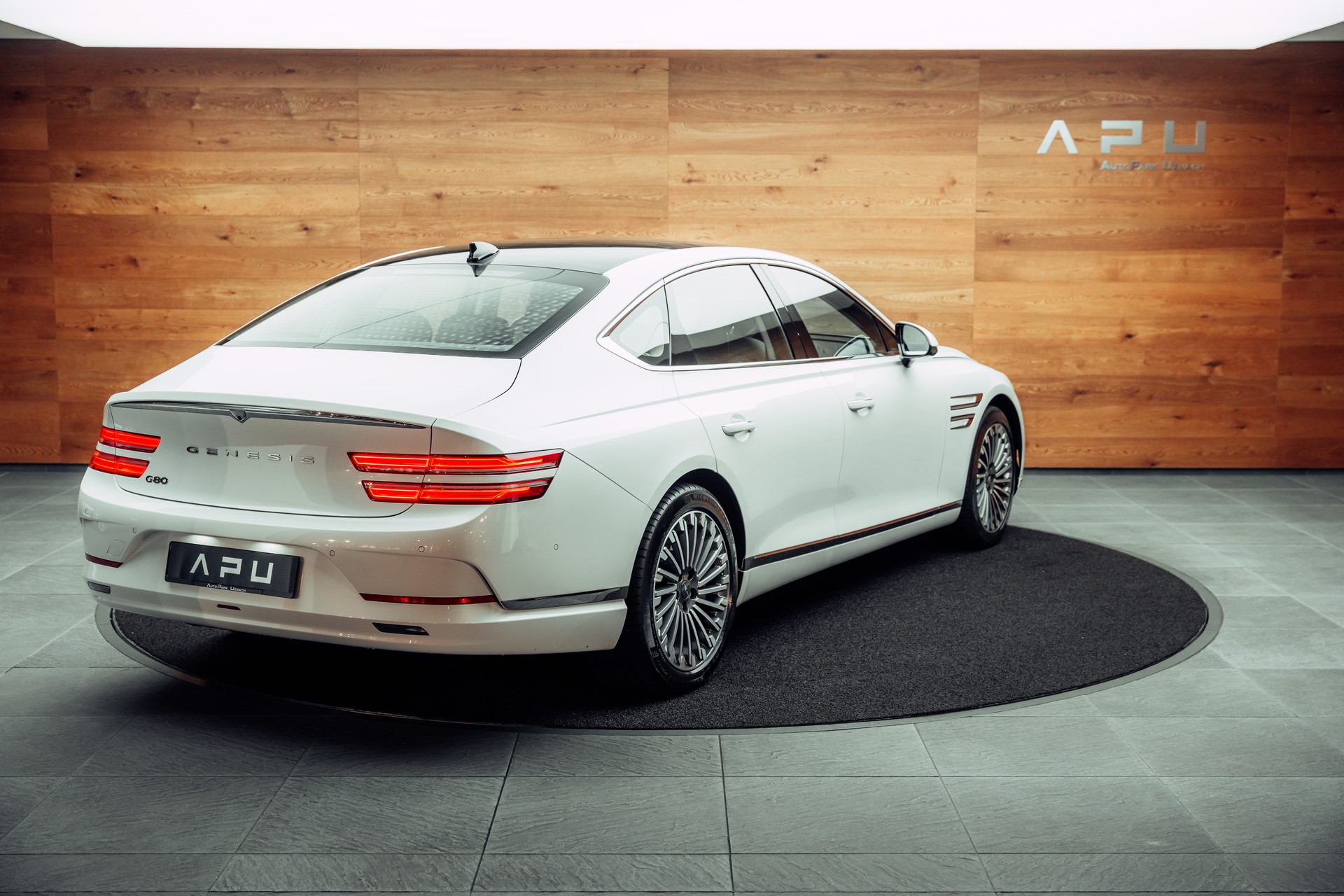 GENESIS G80 Electrificed Luxury 87,2kWh AWD-showroom-element-1
