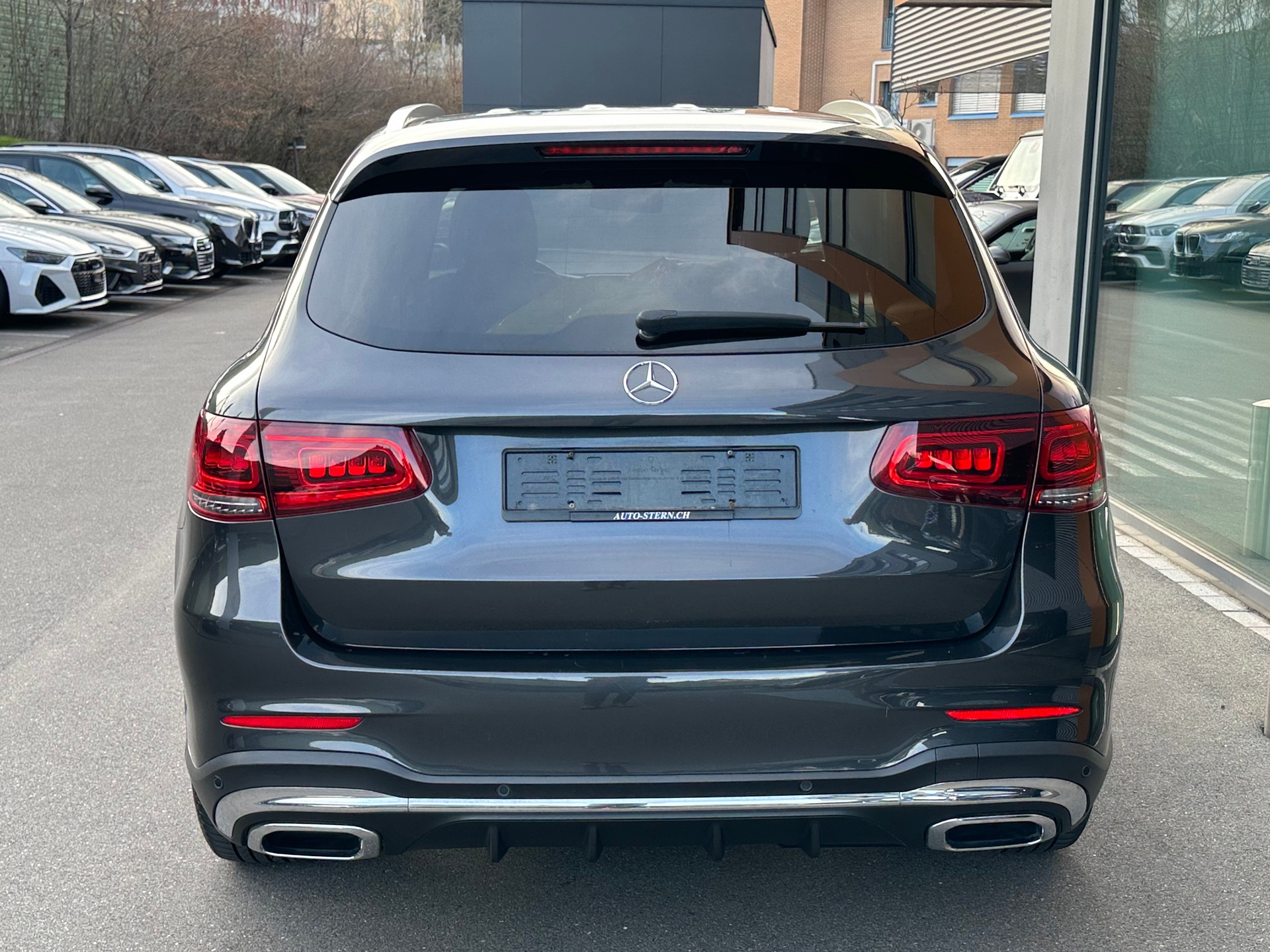 MERCEDES-BENZ GLC 220 d AMG Line 4 Matic-showroom-element-2