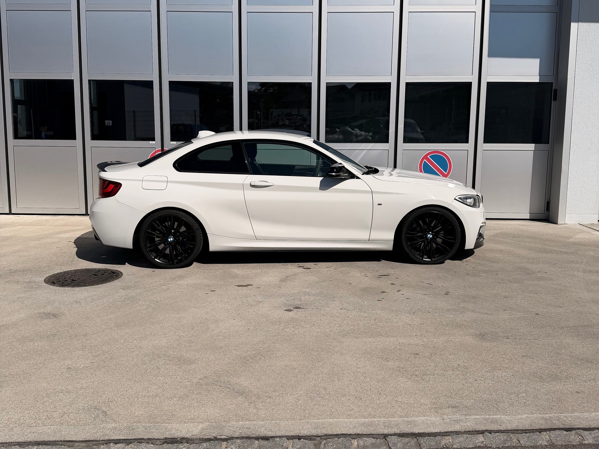 BMW M235i Steptronic-showroom-element-2
