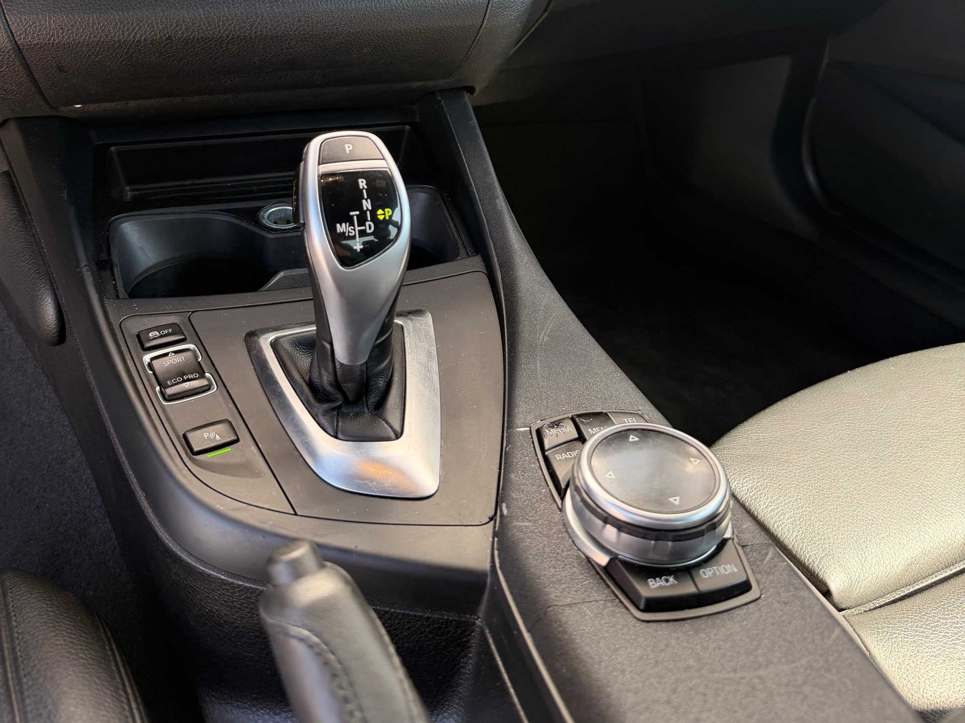 BMW M235i Steptronic-image-11