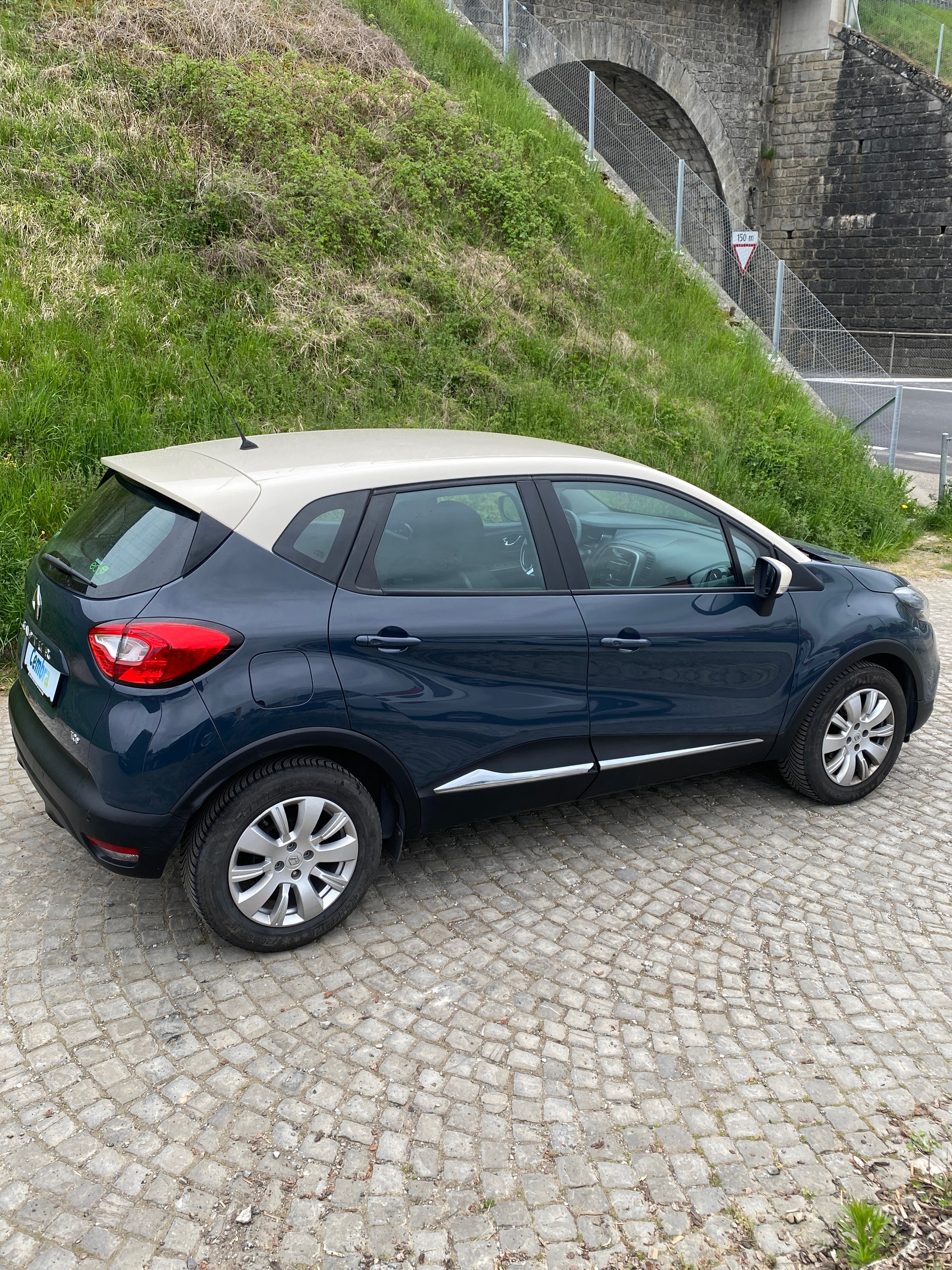 RENAULT Captur 0.9 12V Dynamique-image-9