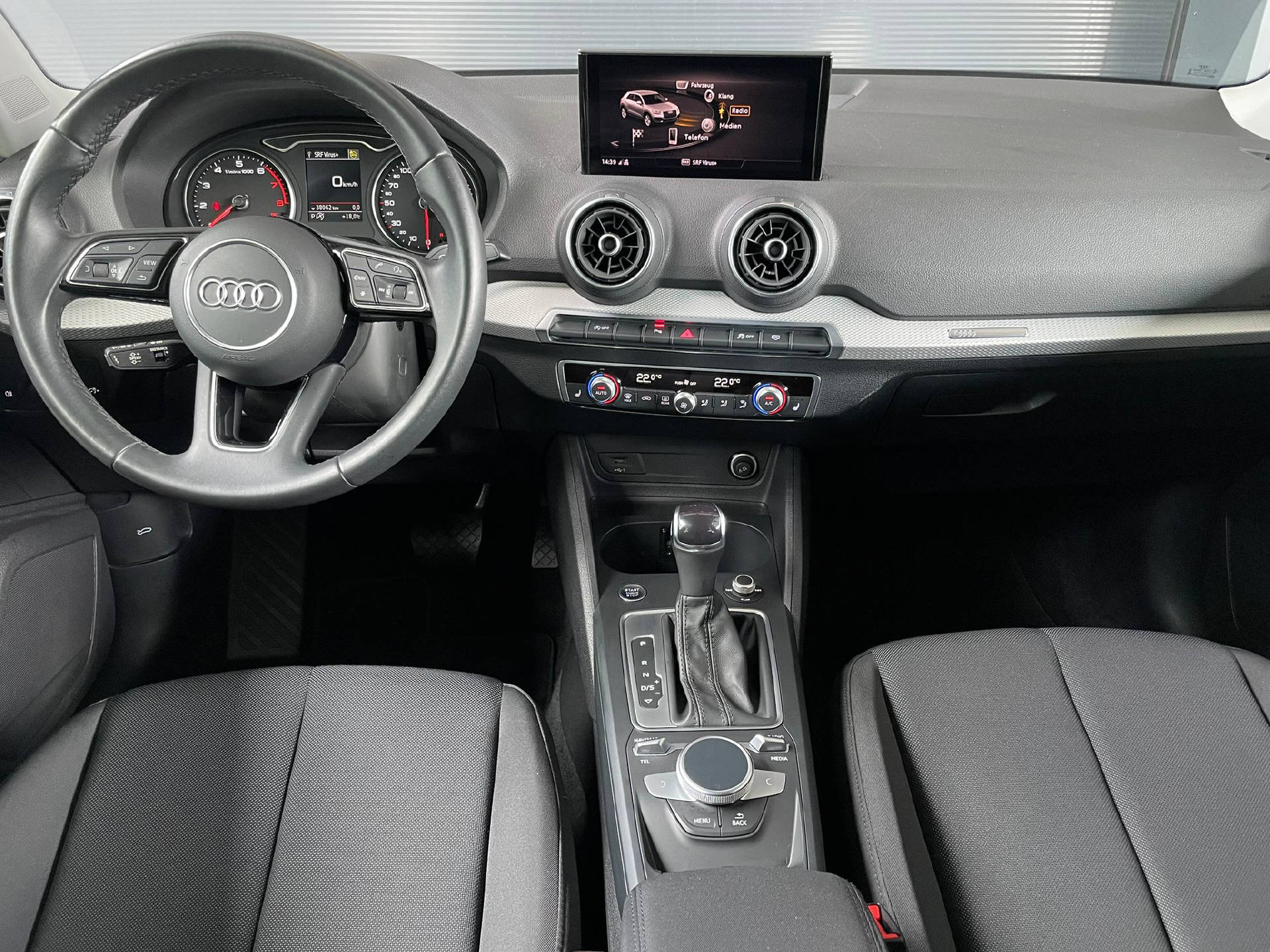 AUDI Q2 1.5 35 TFSI S-Tronic-image-6