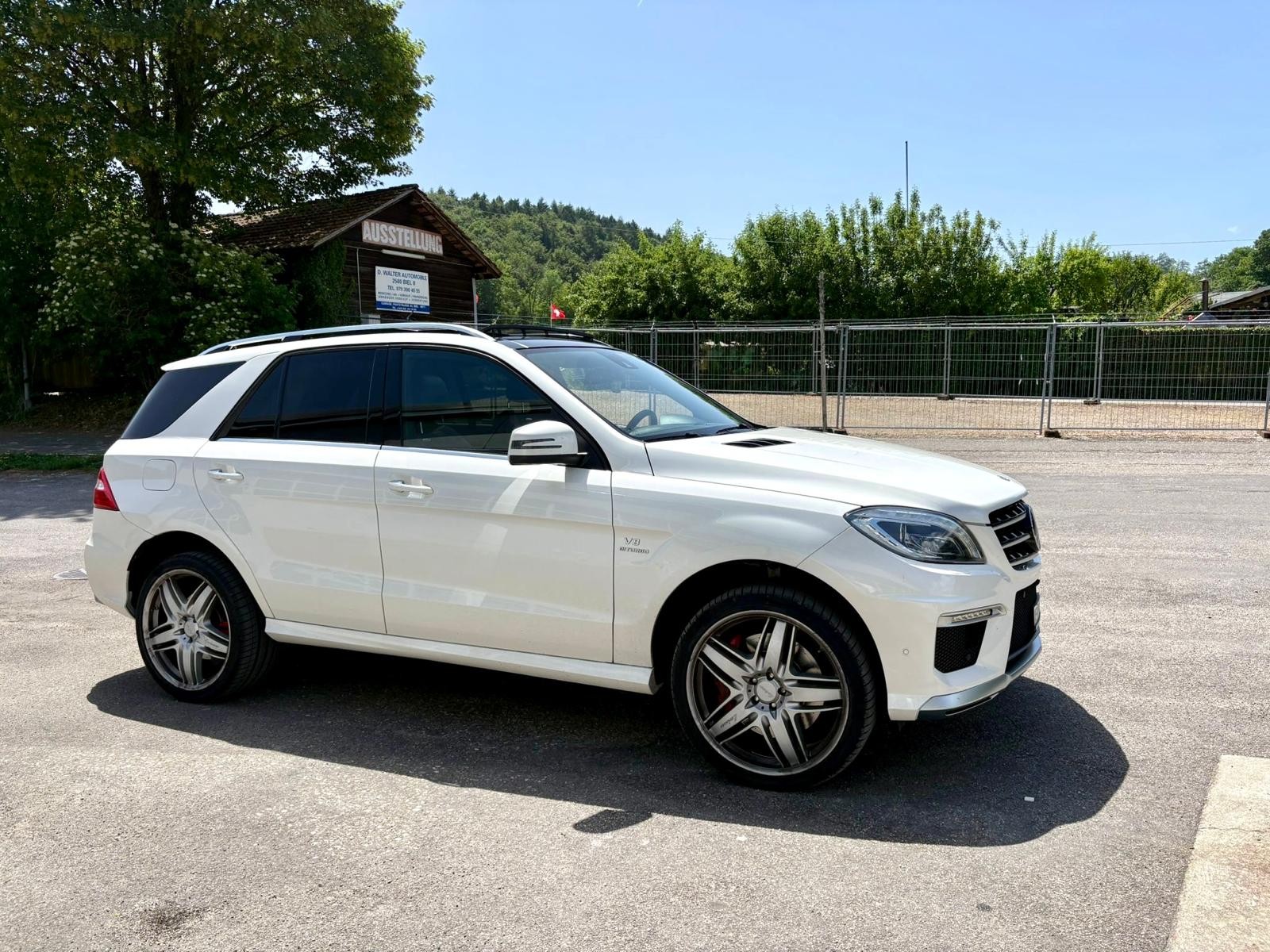 MERCEDES-BENZ ML 63 V8 AMG-image-1