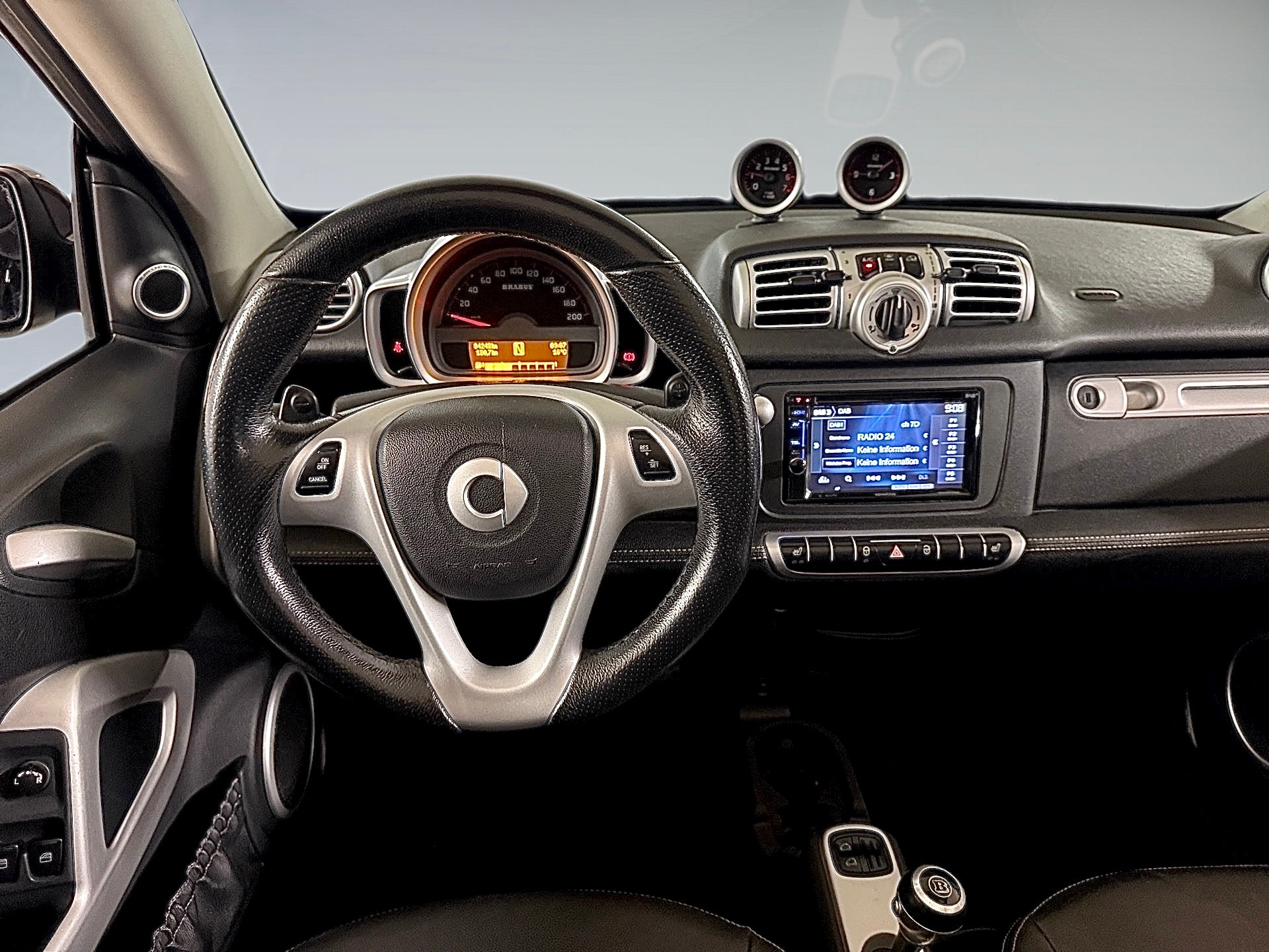 SMART fortwo Brabus Xclusive softouch-image-11