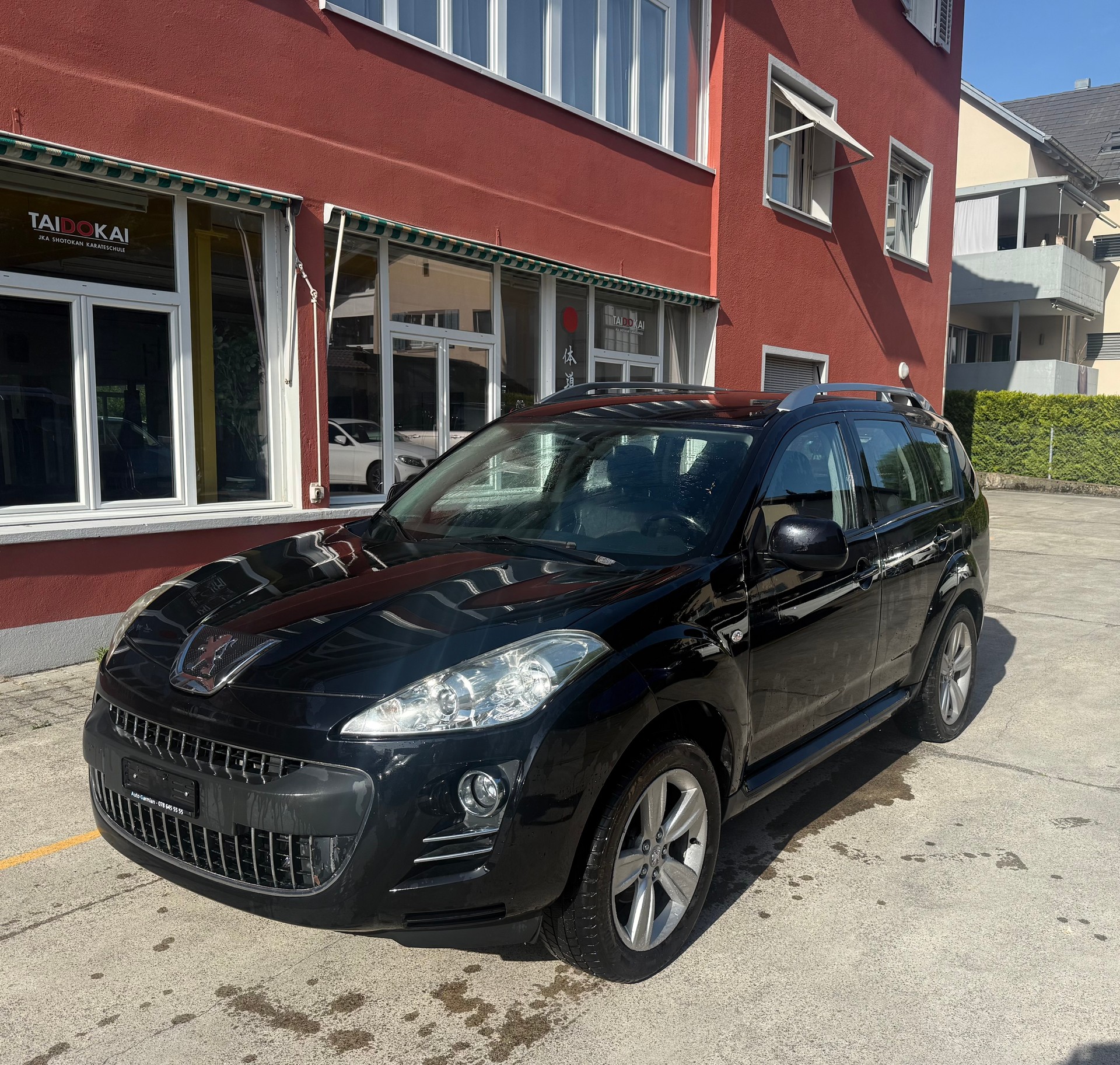 PEUGEOT 4007 2.2 HDi Dynamic-image-1