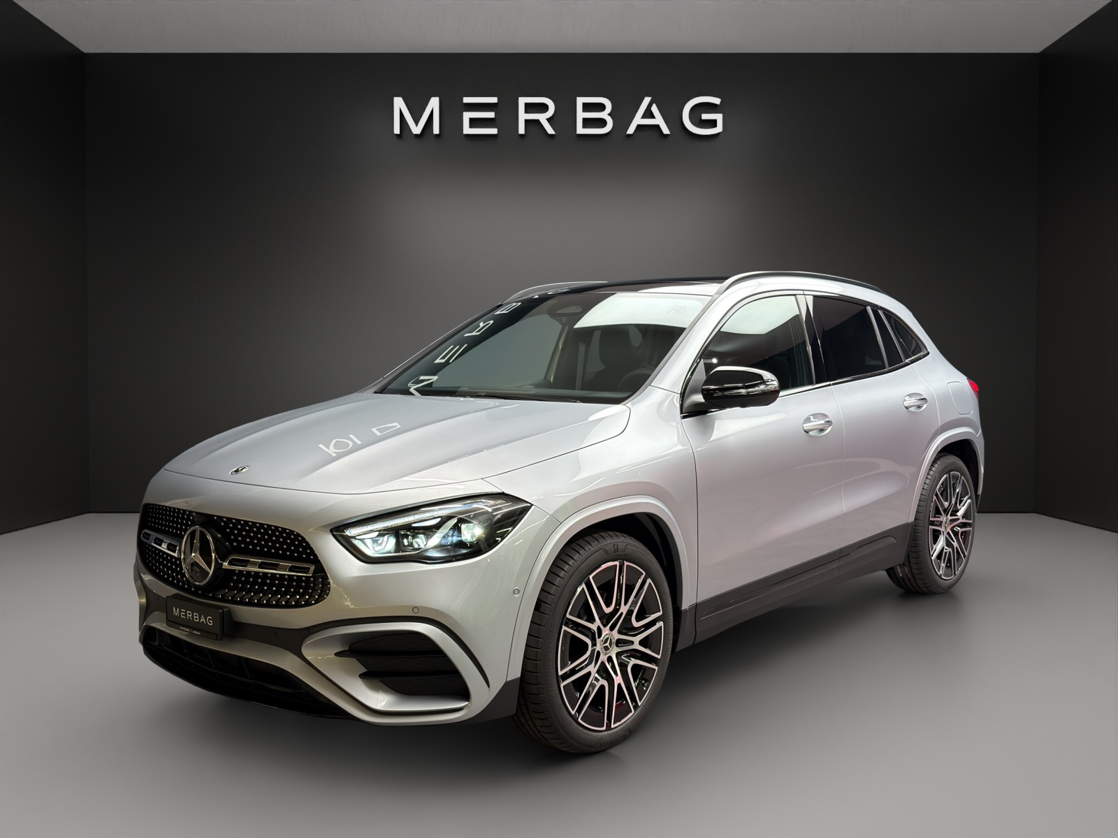 MERCEDES-BENZ GLA 220 d 4M Swiss Star