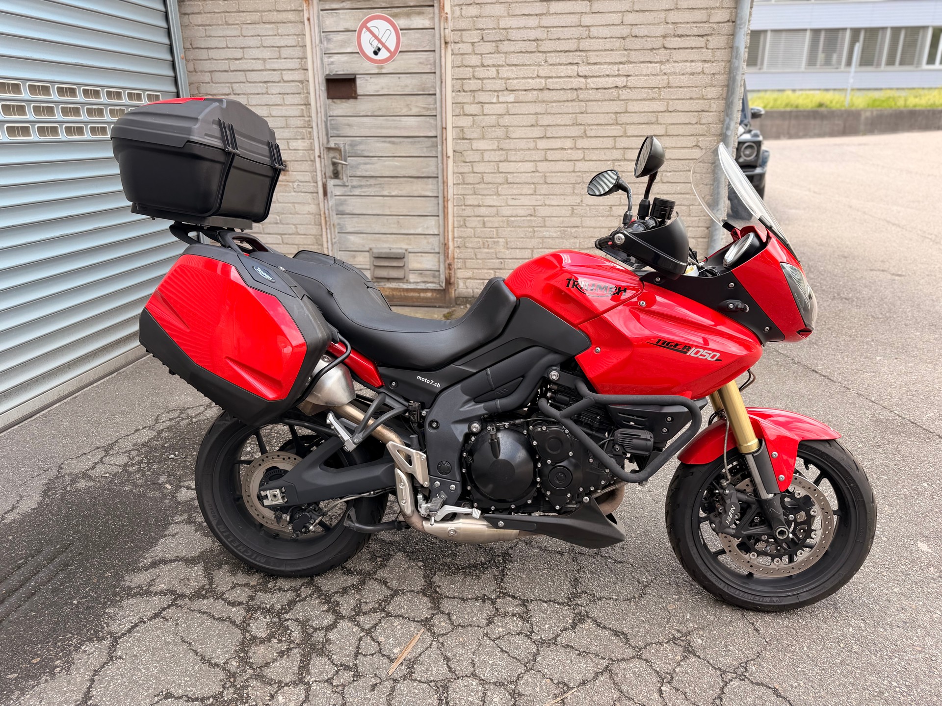 TRIUMPH Tiger 1050 ABS