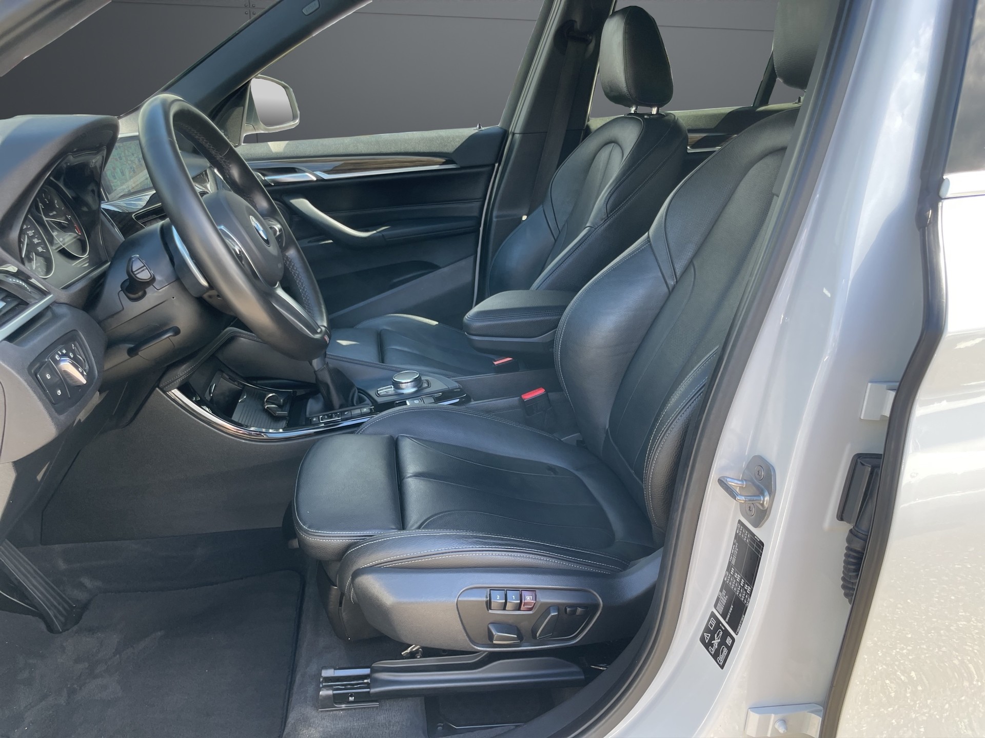 BMW X1 xDrive 25d M Sport Steptronic-image-6