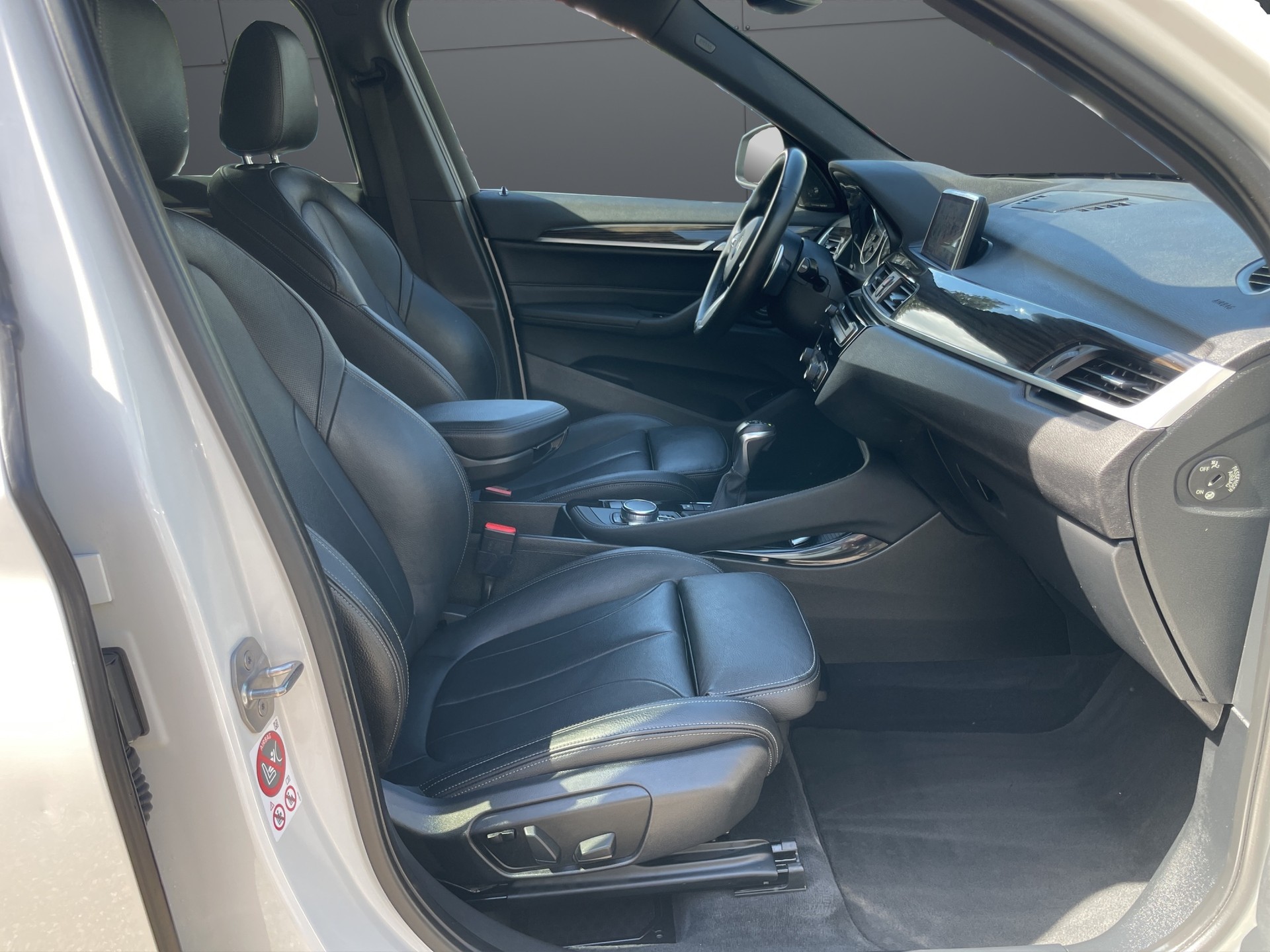 BMW X1 xDrive 25d M Sport Steptronic-image-7
