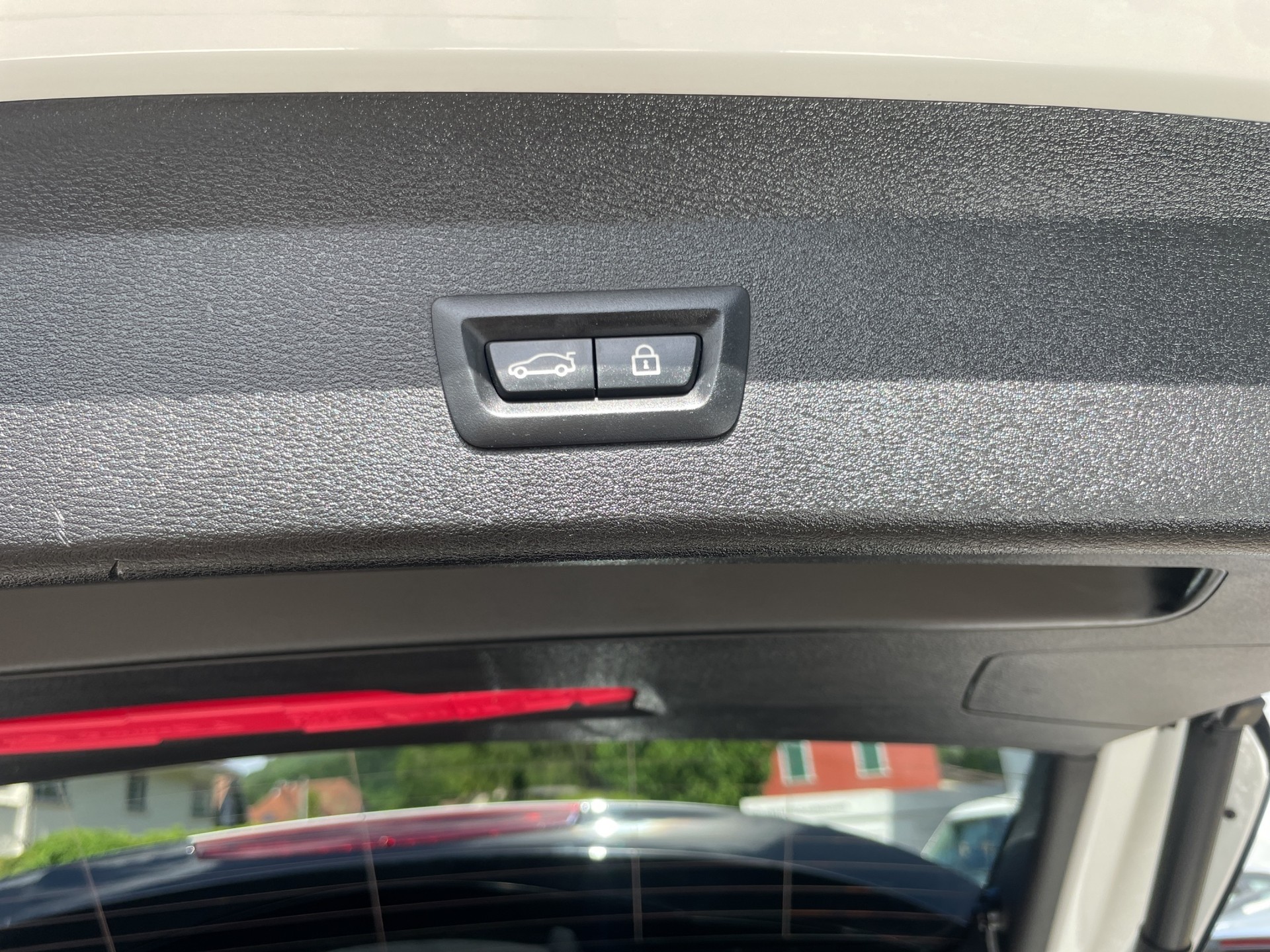 BMW X1 xDrive 25d M Sport Steptronic-image-15