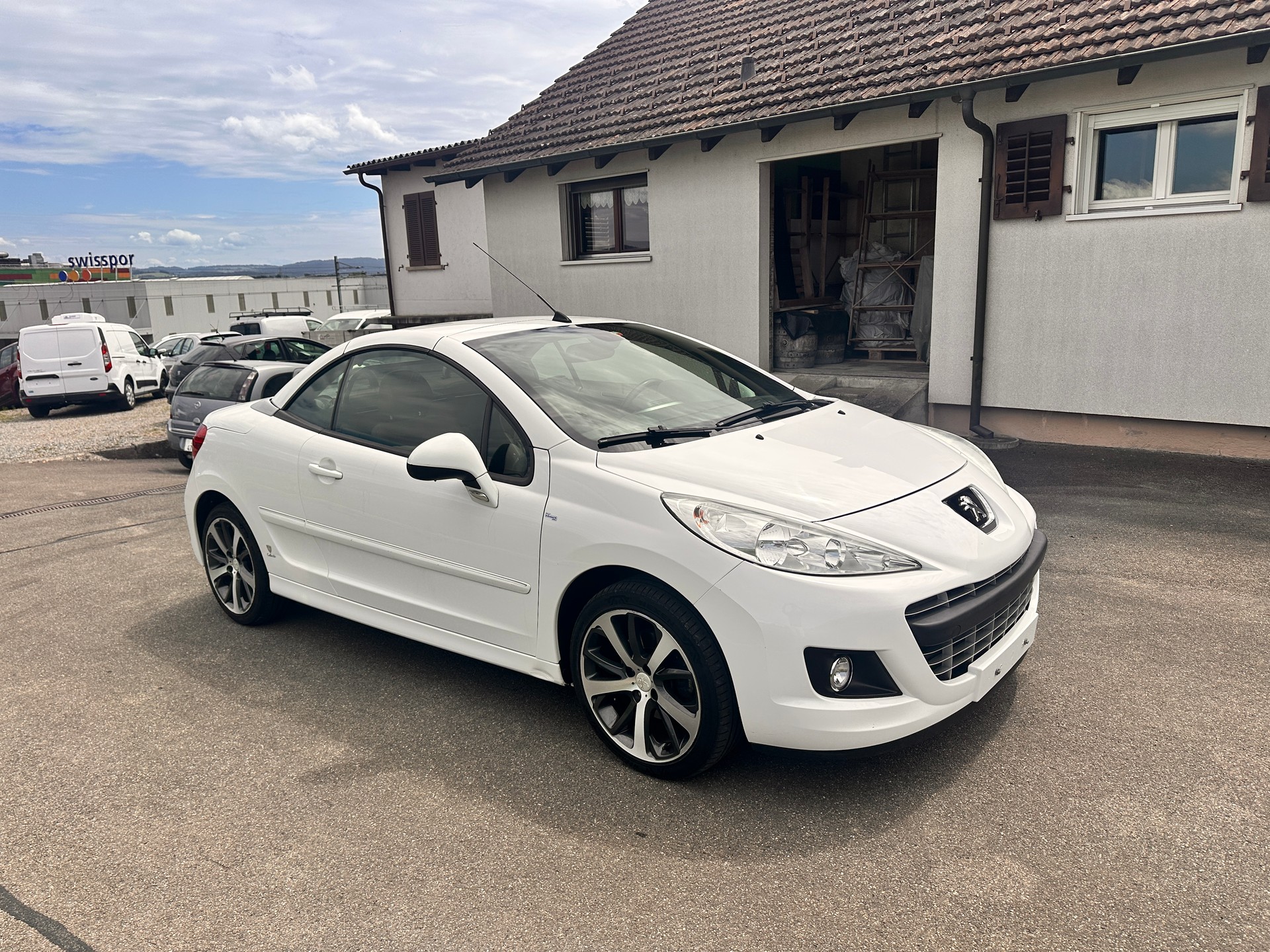 PEUGEOT 207 CC 1.6 16V Swiss Collector-image-21