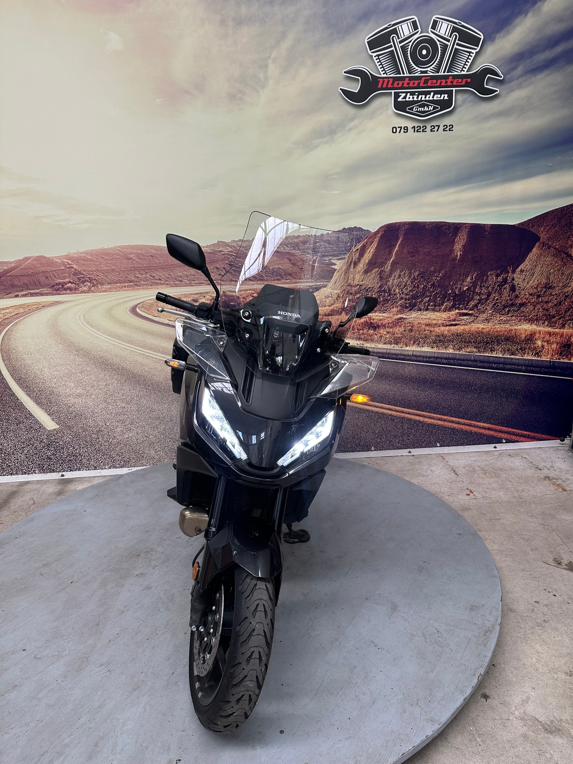 HONDA NT 1100-image-2