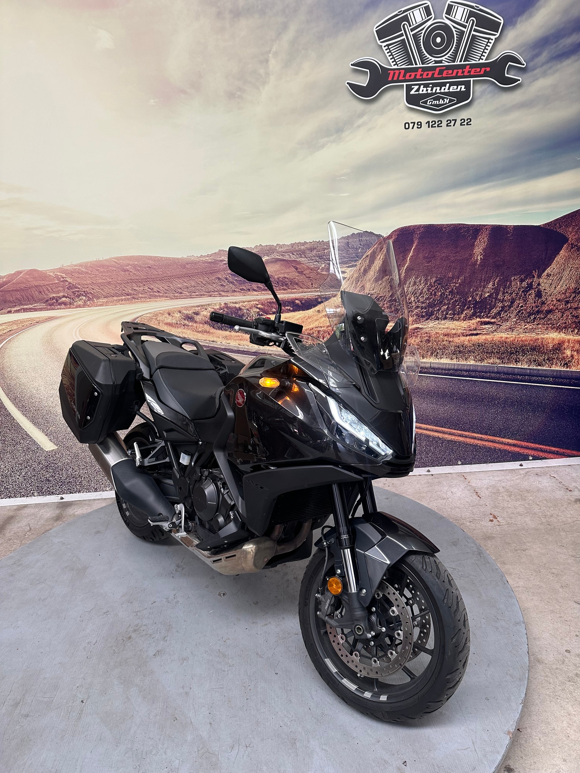 HONDA NT 1100-image-1