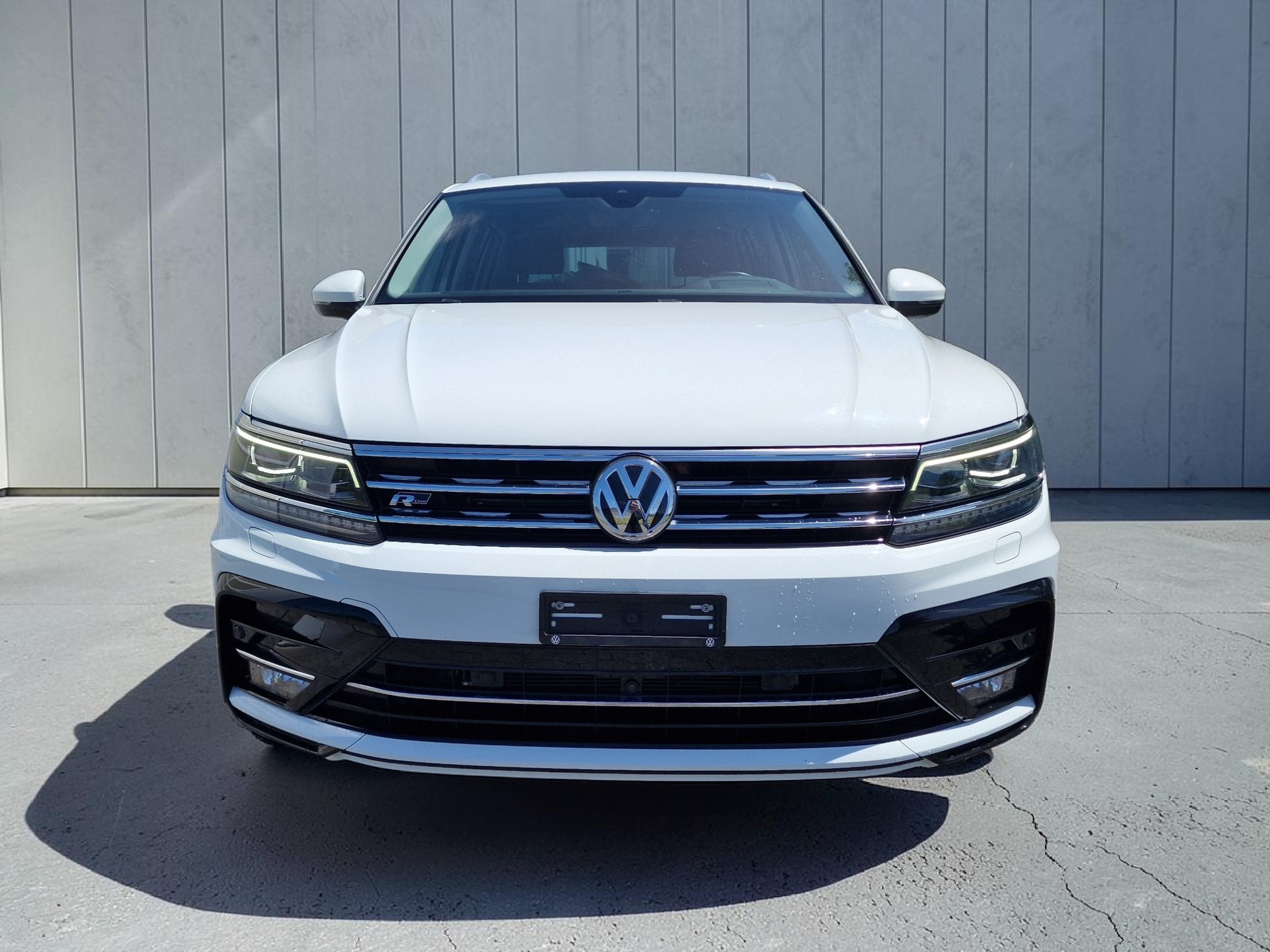 VW Tiguan 2.0TSI Highline 4Motion DSG 24Mt Gara 8x Alu-showroom-element-2