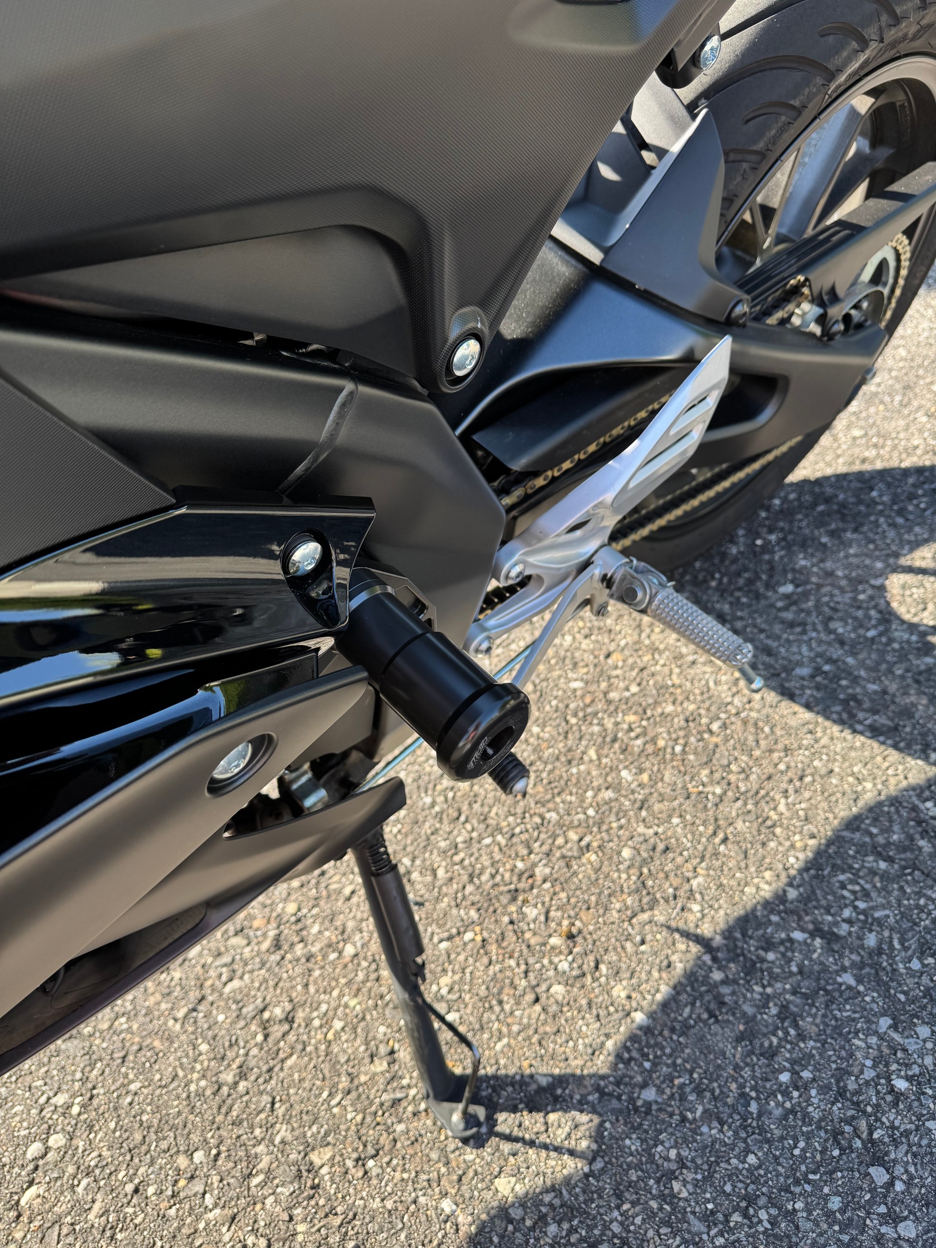 YAMAHA YZF-R 125 ABS-image-2