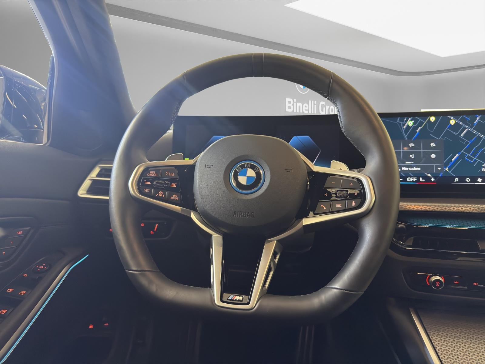 BMW 330e xDrive Touring M-SportPaket-image-13