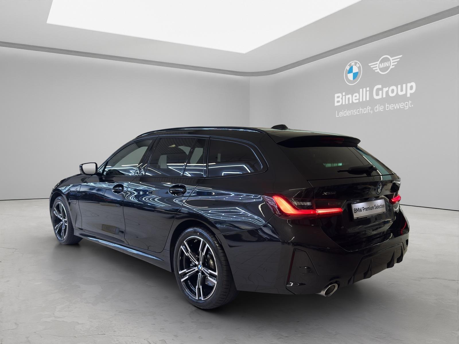 BMW 330e xDrive Touring M-SportPaket-showroom-element-3