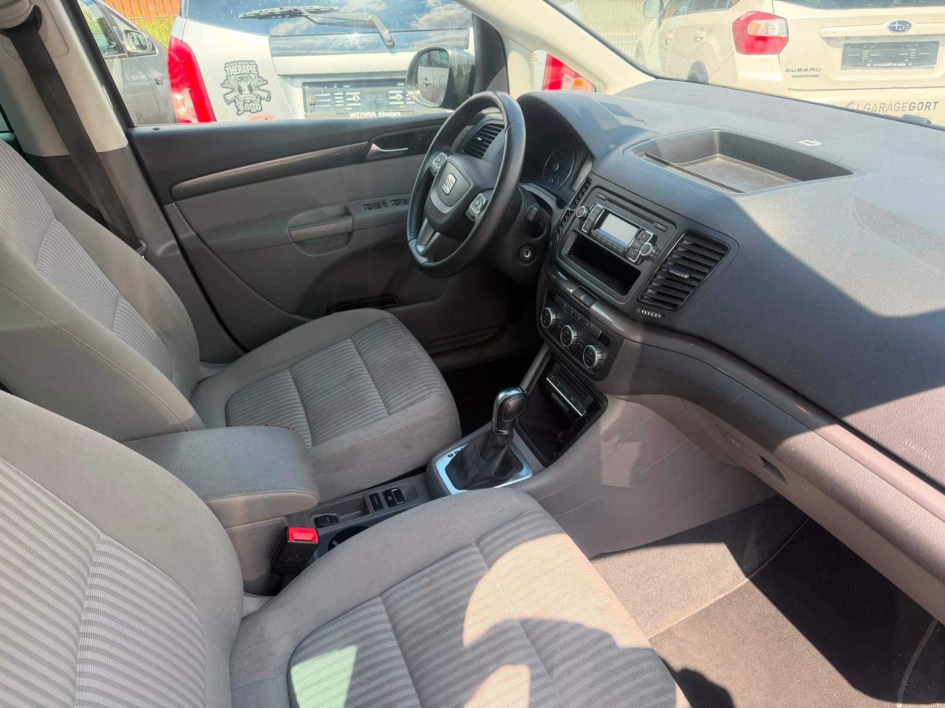 SEAT Alhambra 1.4 TSI Reference Eco DSG-image-4