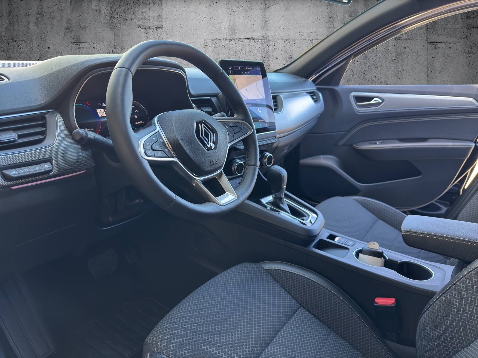 RENAULT Arkana 1.6 E-Techno*Hybrid*Abstandstempomat **Leasingaktion 1.99%**-showroom-element-2