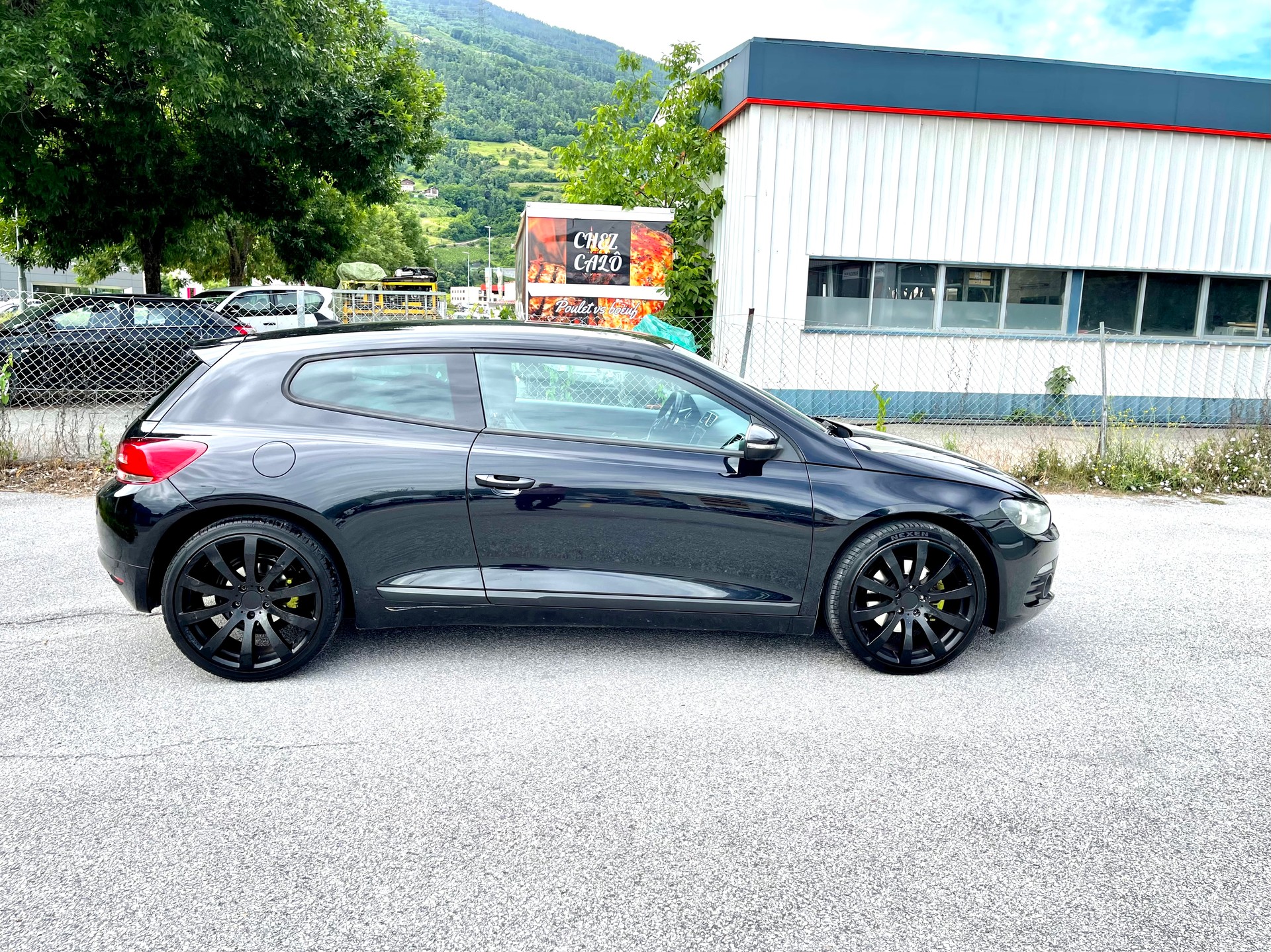 VW Scirocco 2.0 TSI DSG-image-11