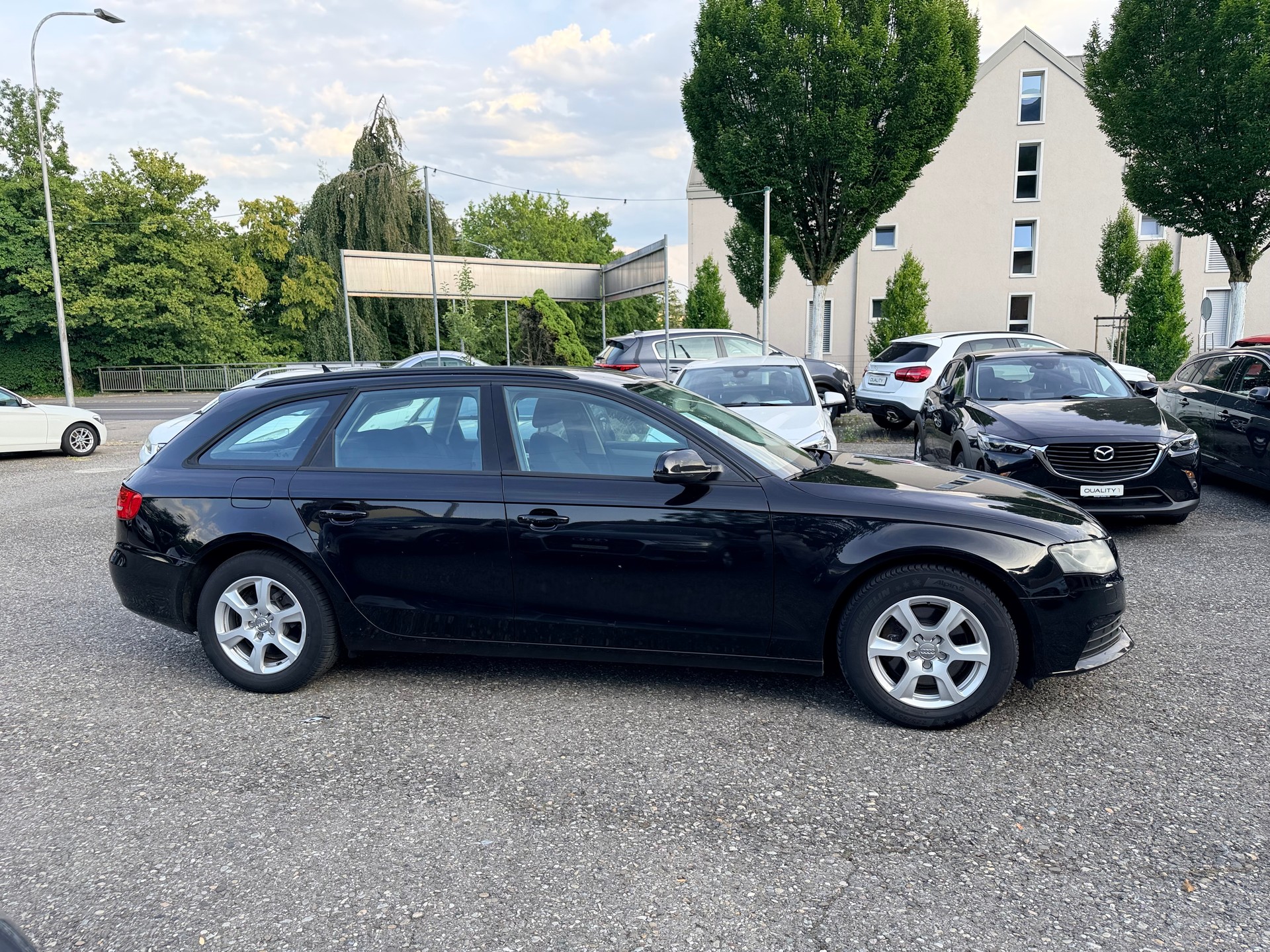 AUDI A4 Avant 1.8 TFSI multitronic-image-4