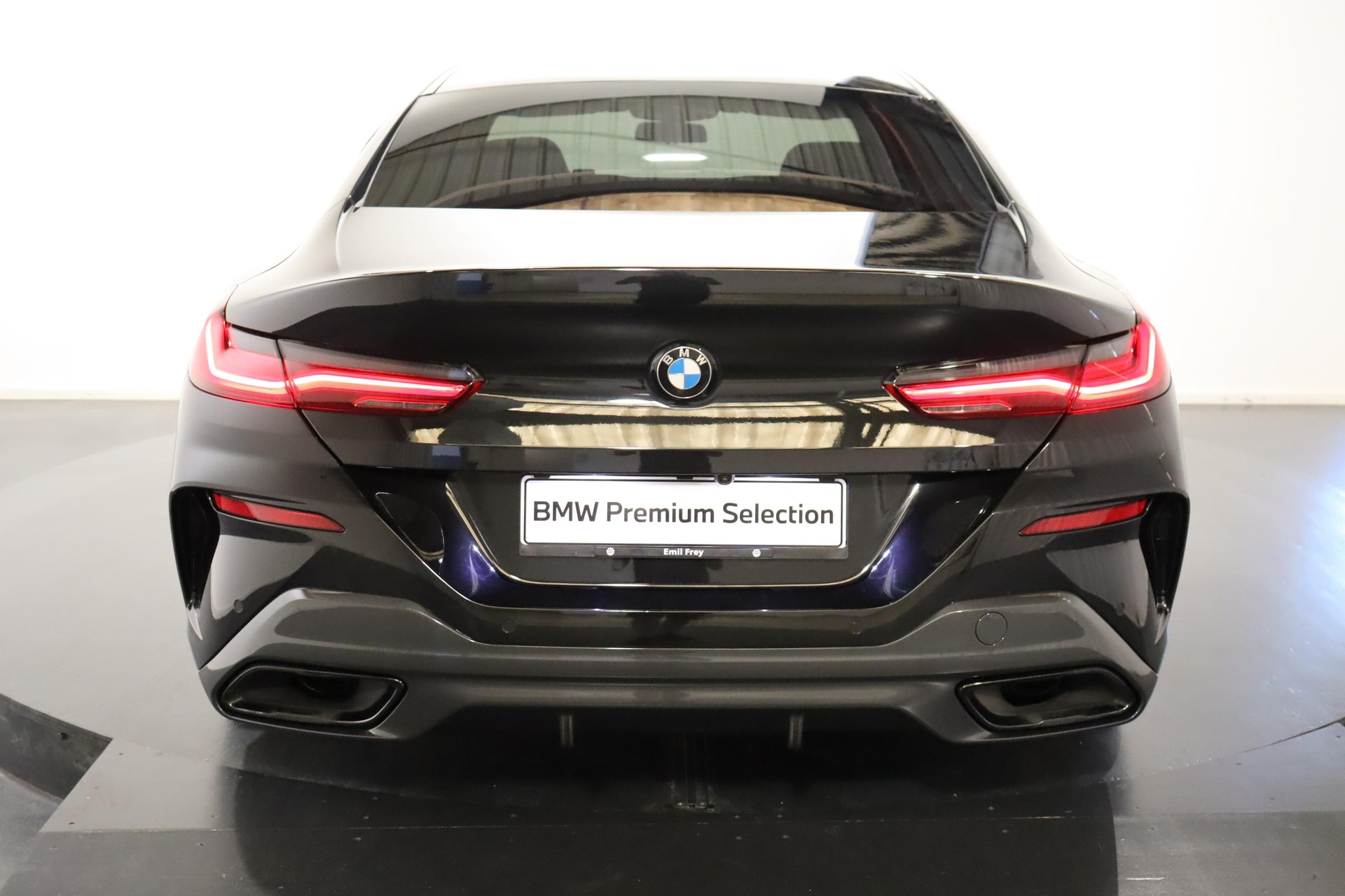 BMW 840d xDrive Gran Coupé-showroom-element-2