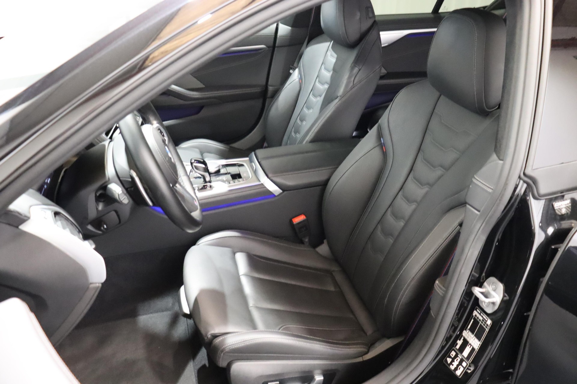 BMW 840d xDrive Gran Coupé-image-8