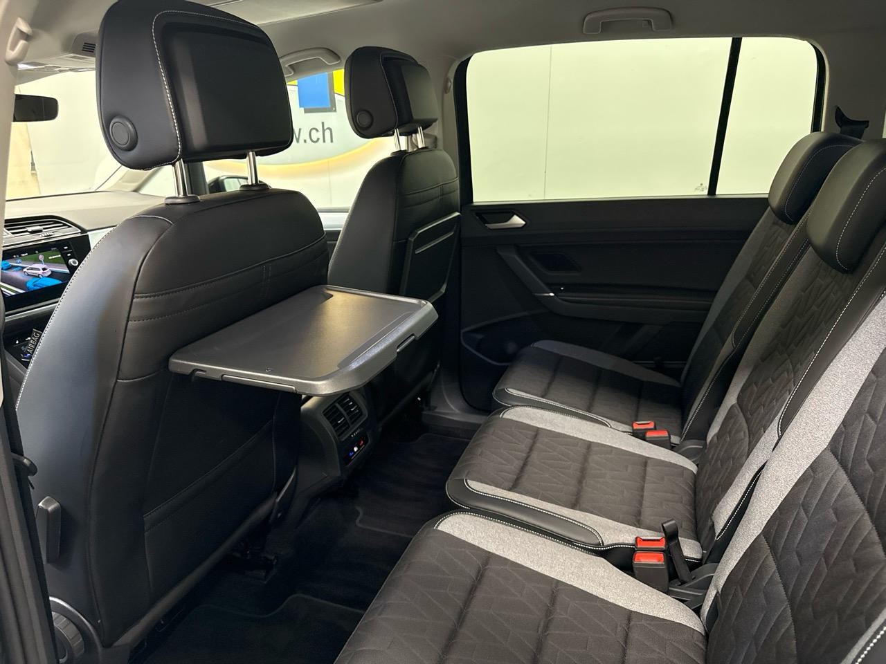 VW Touran 1.5 TSI EVO Goal 7-Sitze-image-11