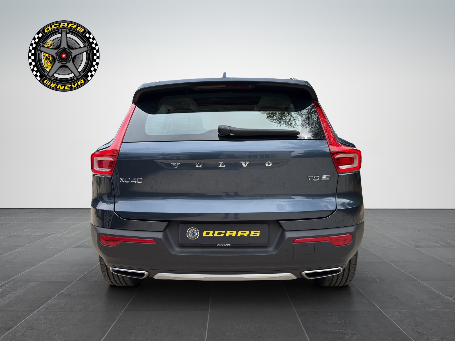 VOLVO XC40 T5 TwE Inscription Expression DCT-image-3
