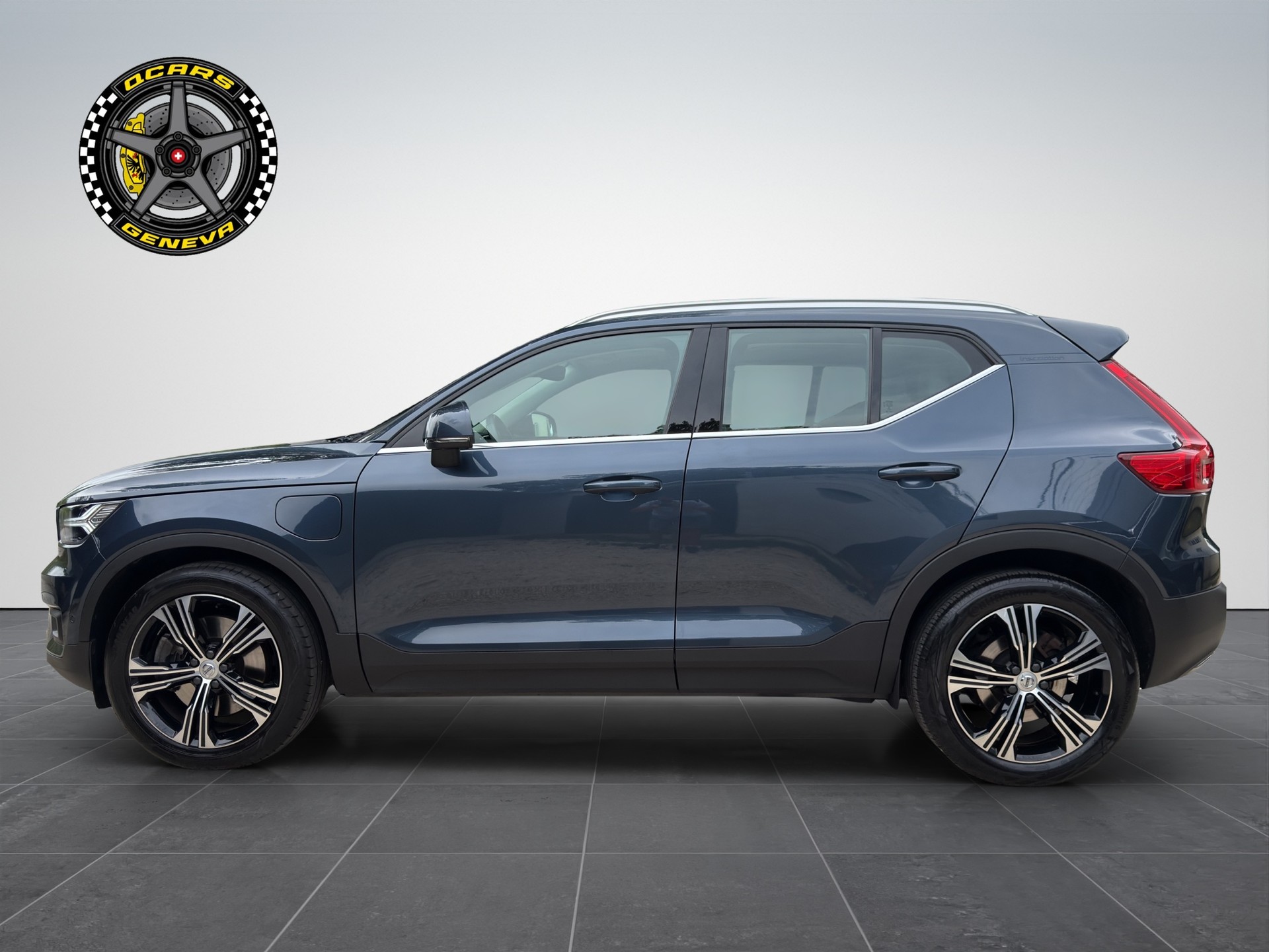 VOLVO XC40 T5 TwE Inscription Expression DCT-image-1