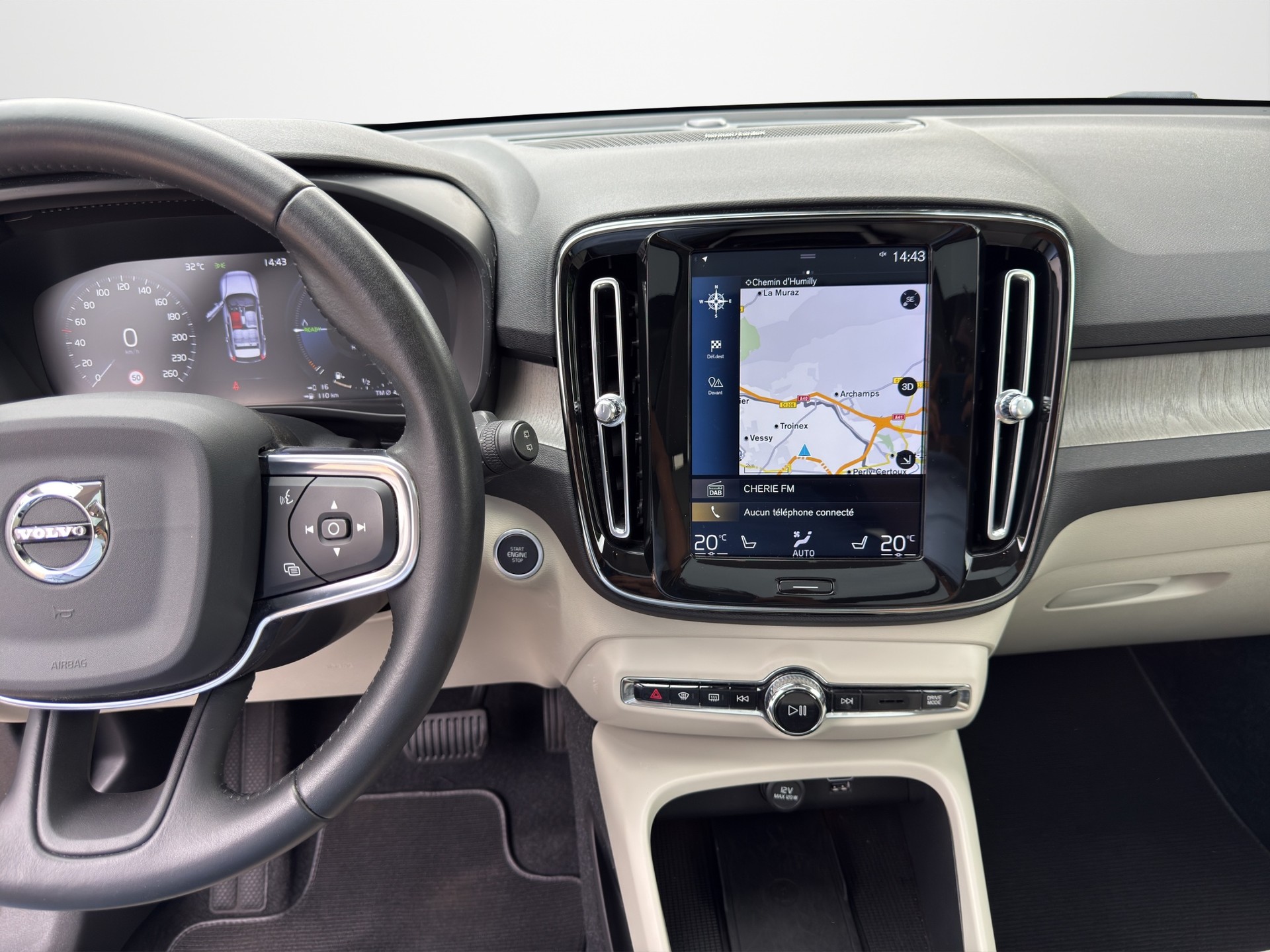 VOLVO XC40 T5 TwE Inscription Expression DCT-image-11