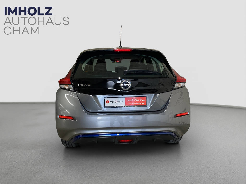 NISSAN Leaf Acenta-showroom-element-3