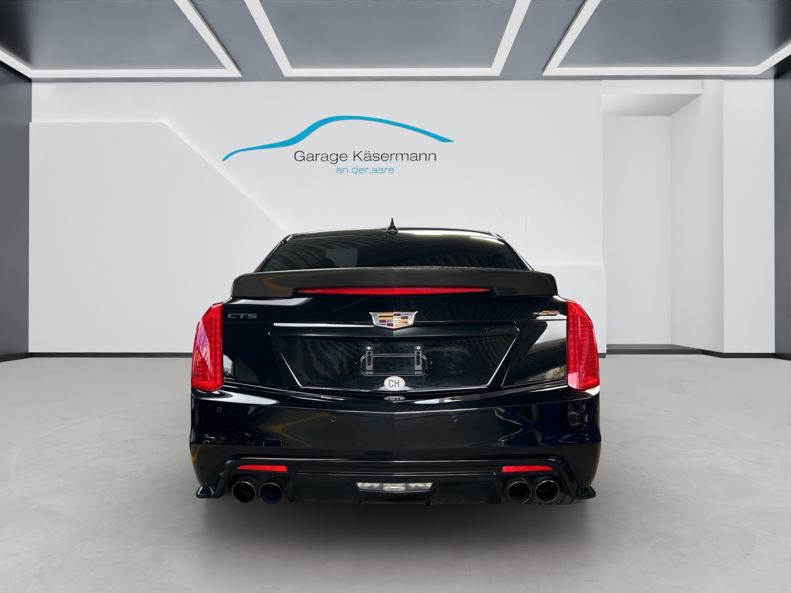 CADILLAC CTS-V Sedan 6.2 Supercharged Automatic-image-5