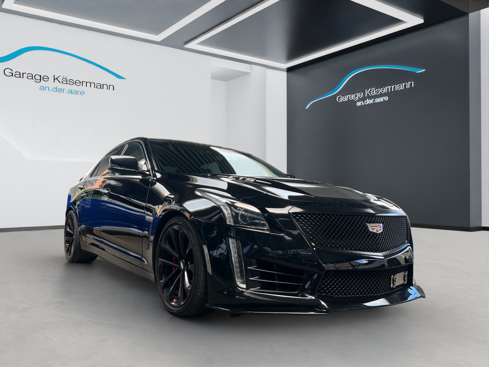 CADILLAC CTS-V Sedan 6.2 Supercharged Automatic-showroom-element-2